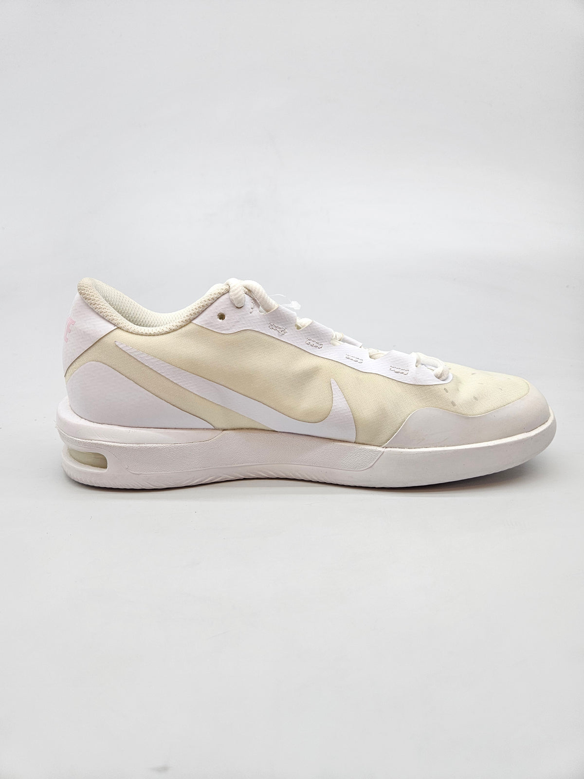 NIKE NOVI ORIGINAL PATIKI BR 38