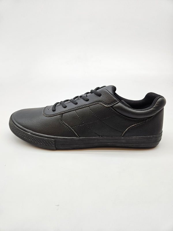BATA NOVI ORIGINAL PATIKI BR 44
