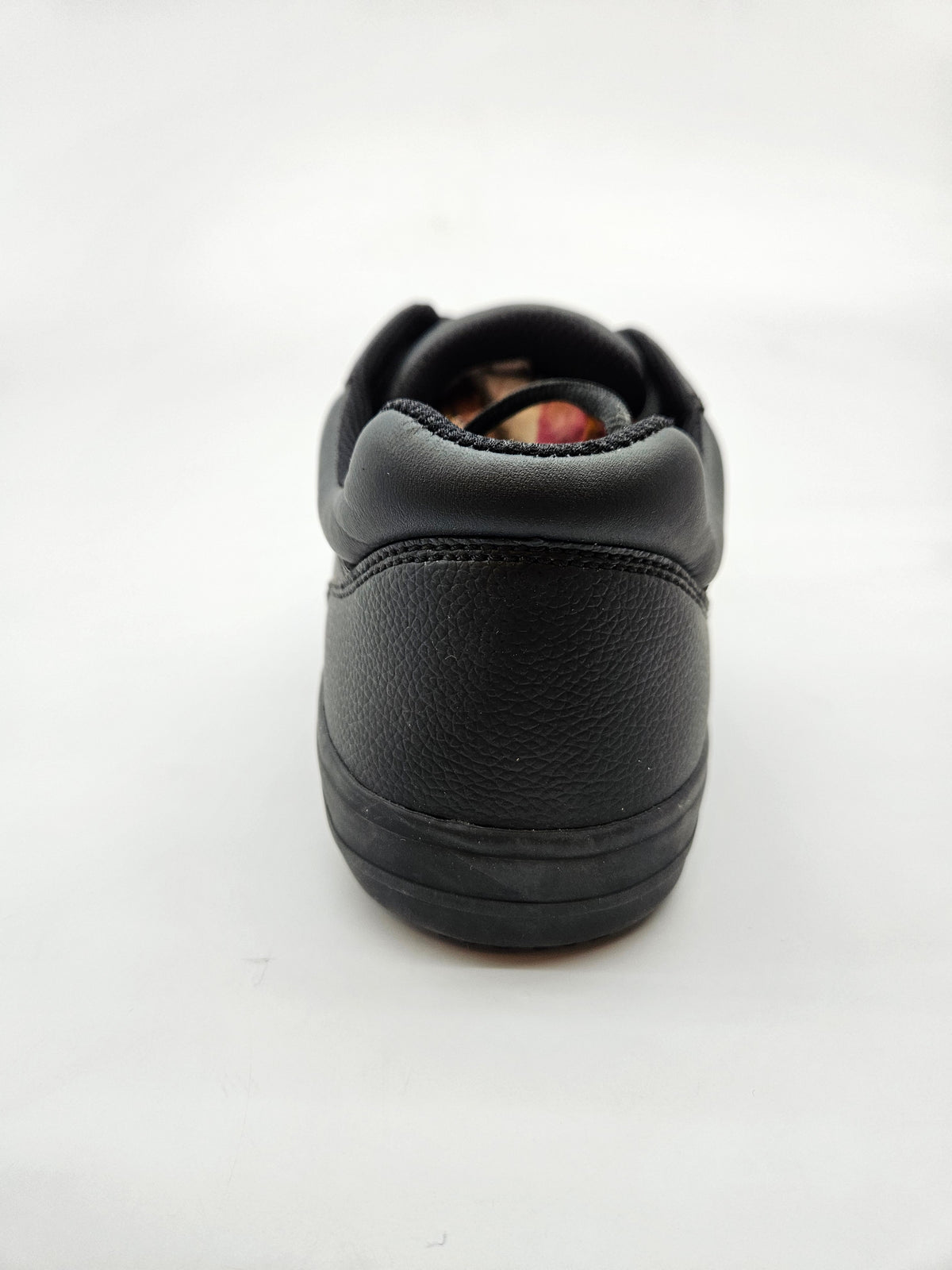 BATA NOVI ORIGINAL PATIKI BR 44