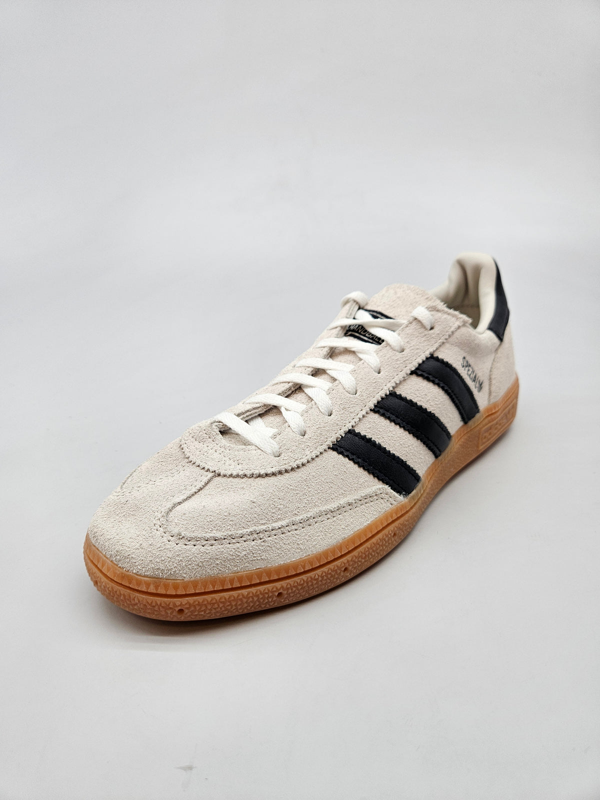 ADIDAS NOVI ORIGINAL PATIKI BR 40