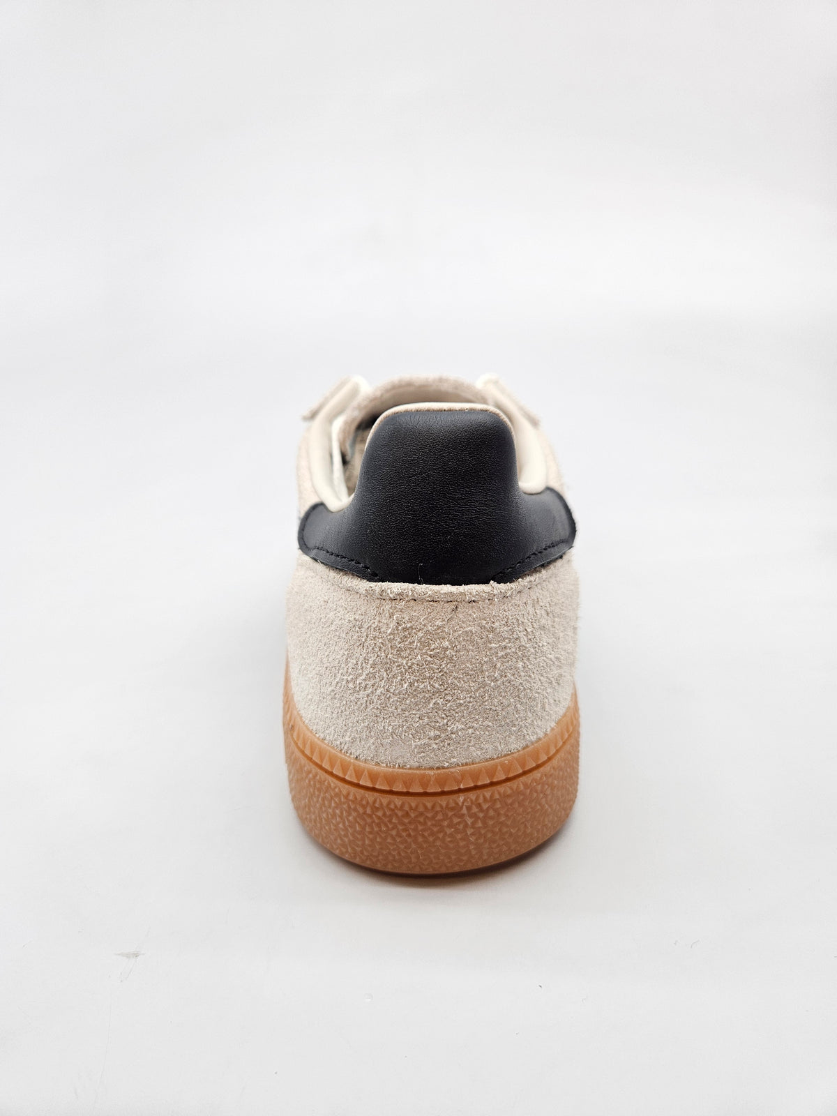 ADIDAS NOVI ORIGINAL PATIKI BR 40