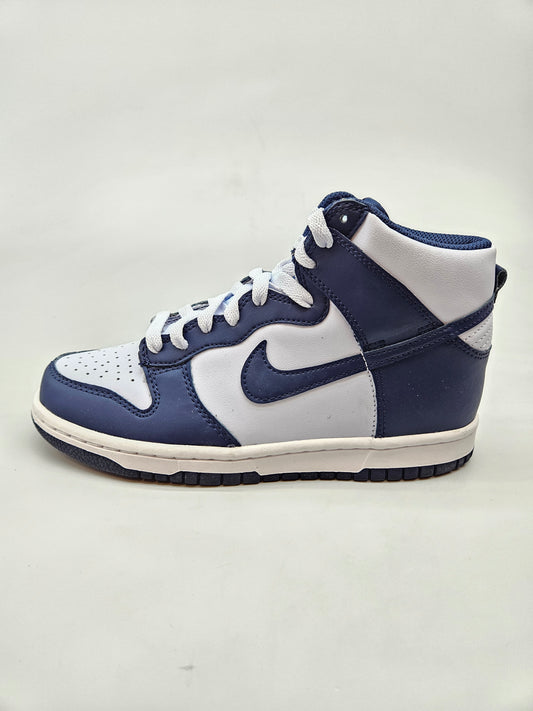 NIKE NOVI  ORIGINAL PATIKI BR 38