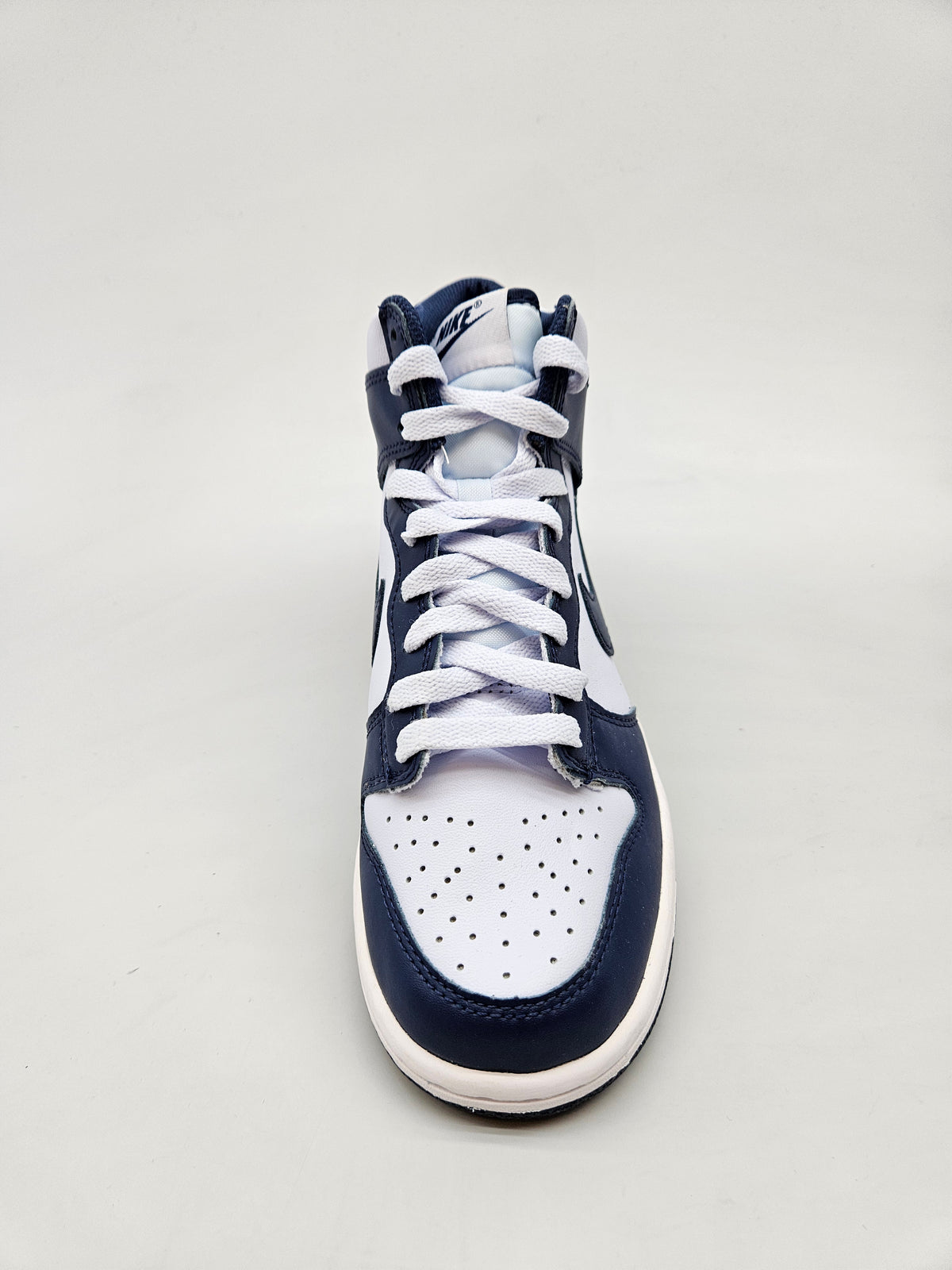NIKE NOVI  ORIGINAL PATIKI BR 38