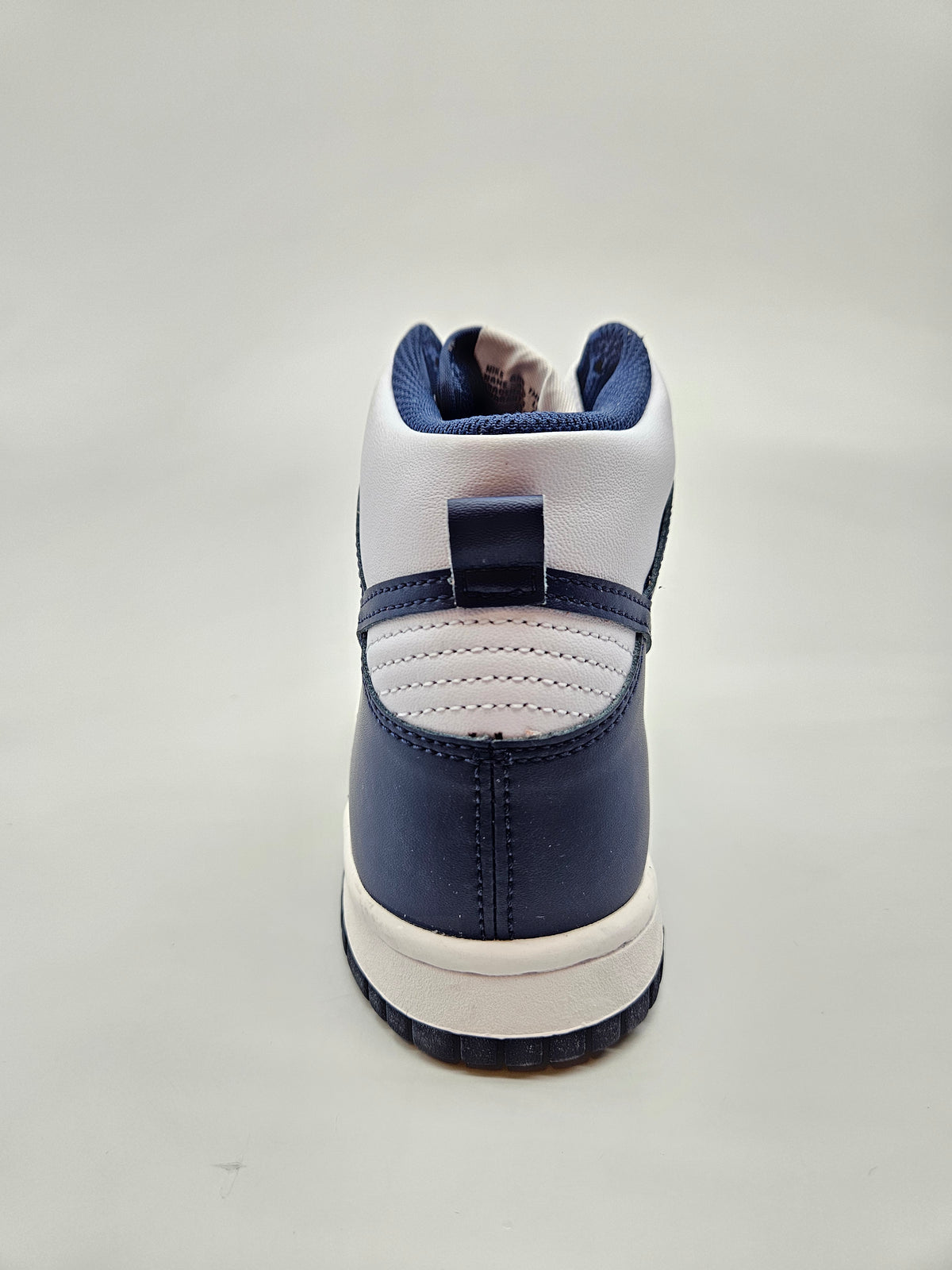 NIKE NOVI  ORIGINAL PATIKI BR 38