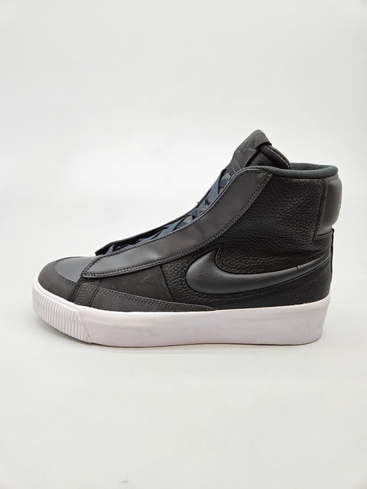 NIKE NOVI ORIGINAL PATIKI BR 40.5