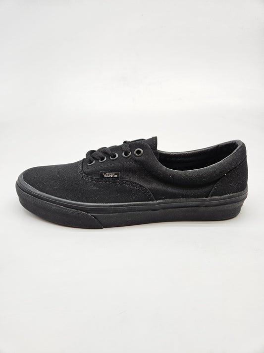 VANS NOVI ORIGINAL PATIKI BR 40.5