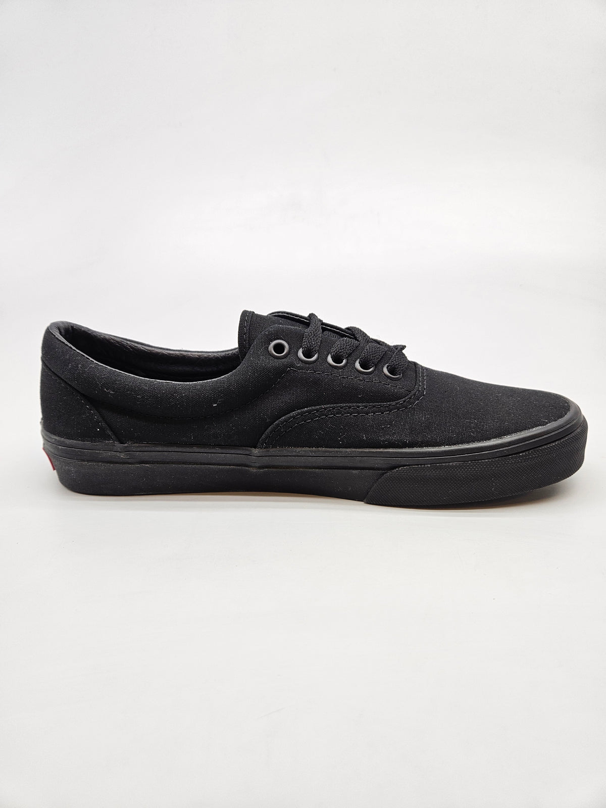 VANS NOVI ORIGINAL PATIKI BR 40.5