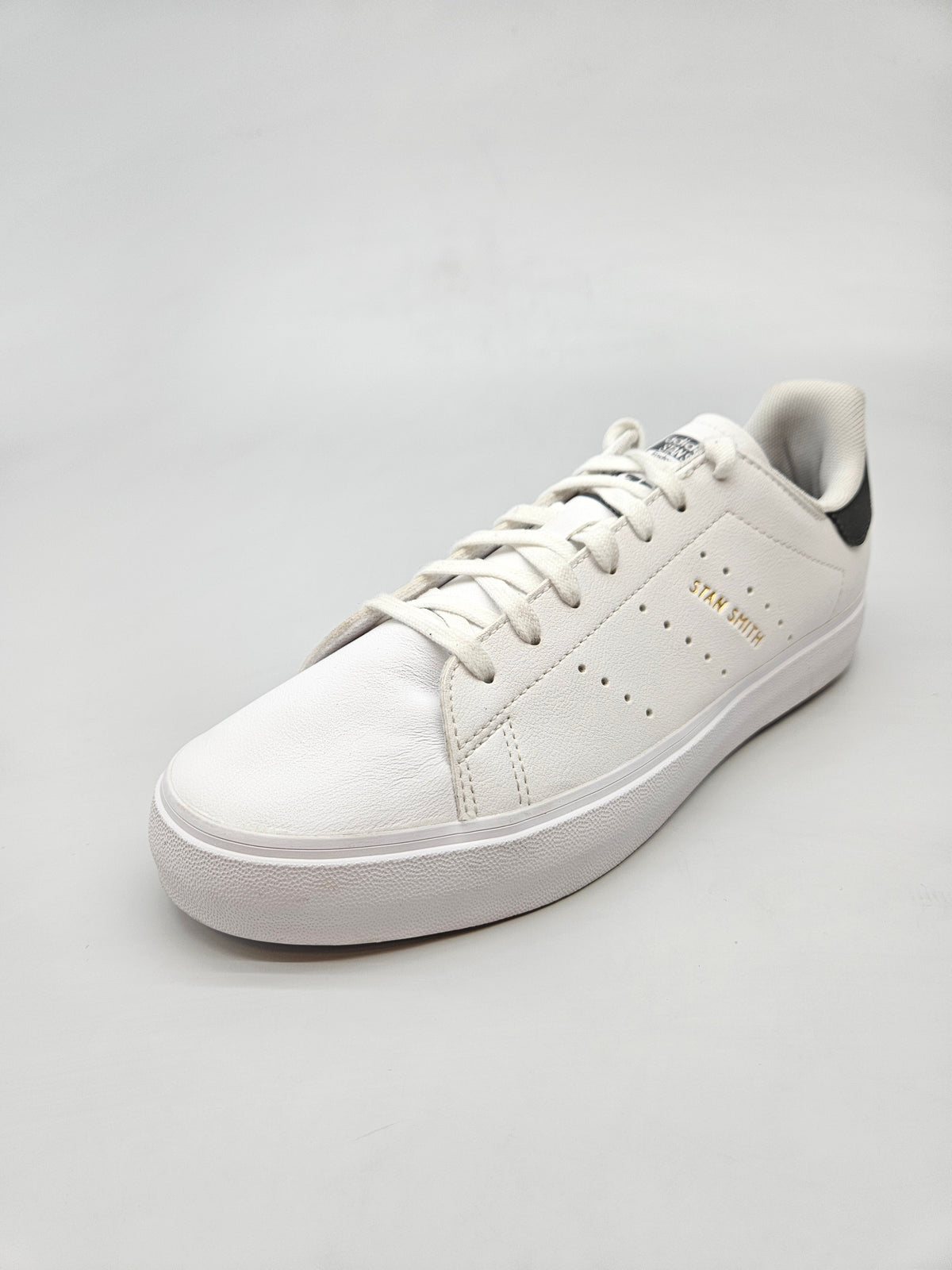 ADIDAS NOVI ORIGINAL PATIKI BR 38.5