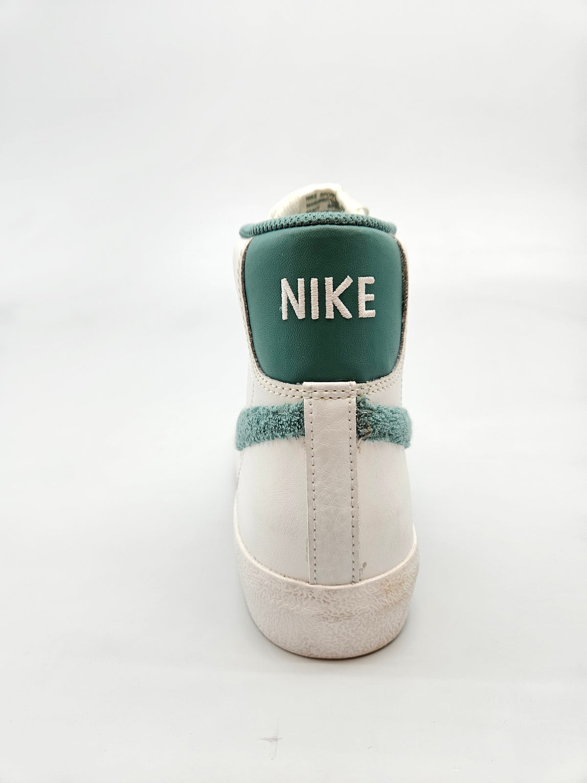 NIKE NOVI ORIGINAL PATIKI BR 35.5