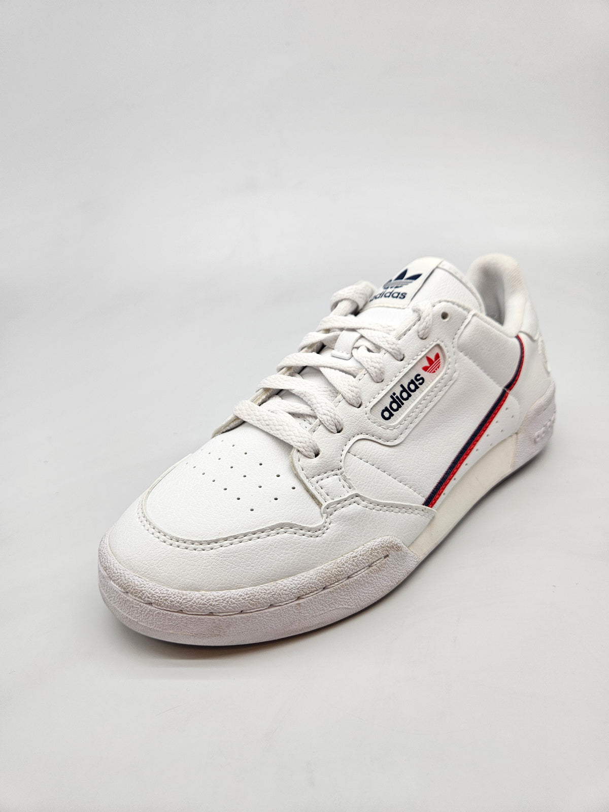 ADIDAS NOVI ORIGINAL PATIKI BR 40