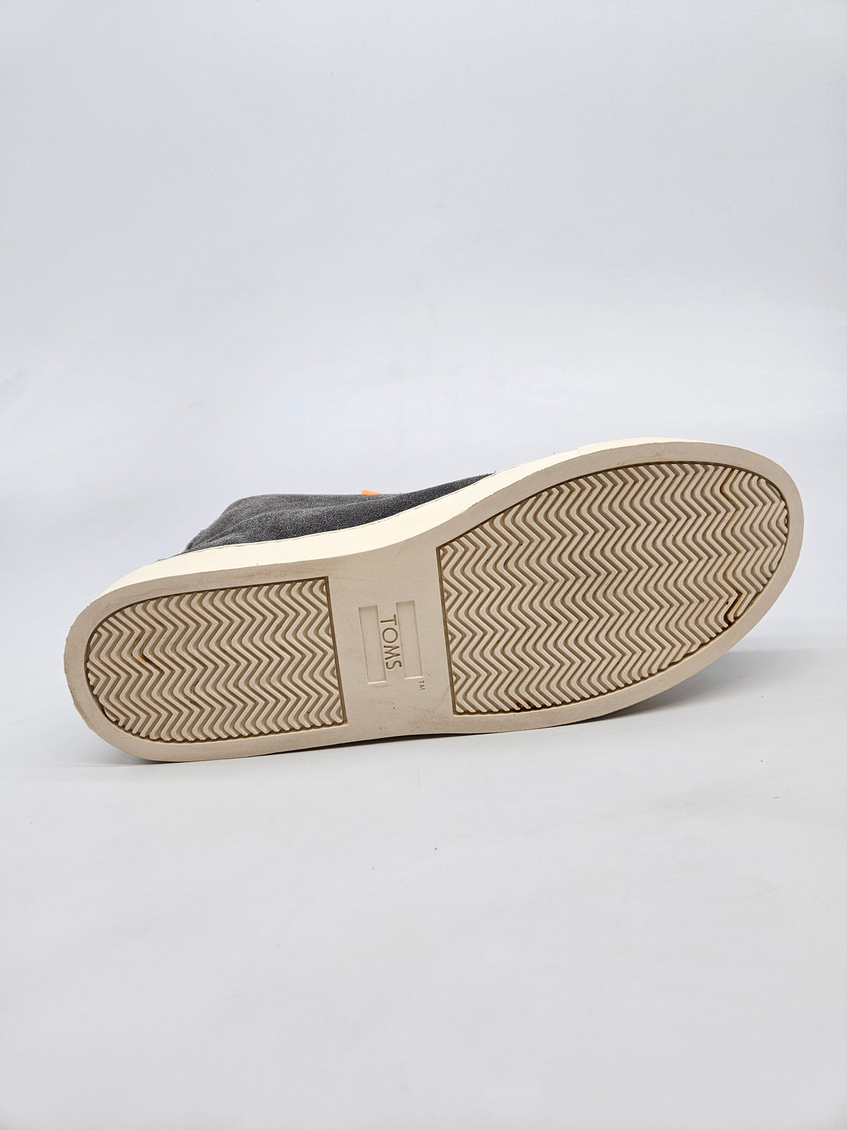 TOMS NOVI ORIGINAL PATIKI BR 44