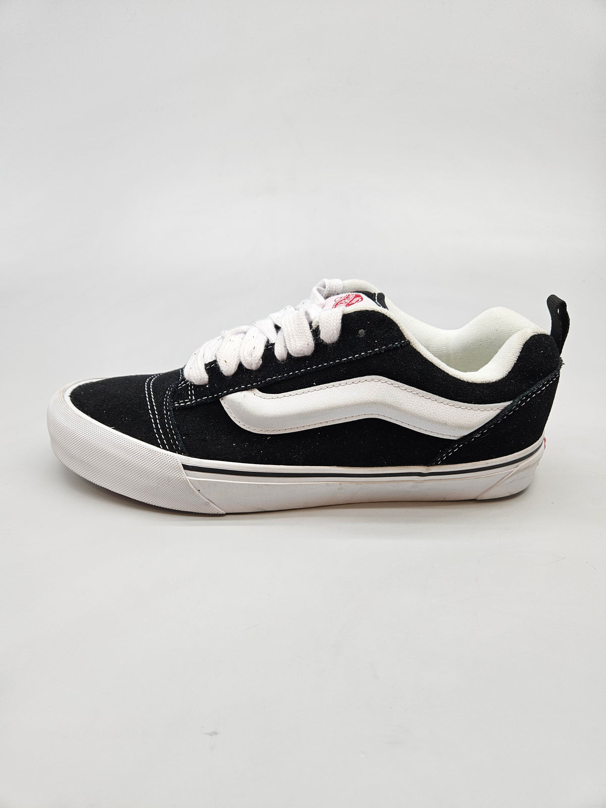 VANS NOVI ORIGINAL PATIKI BR 42