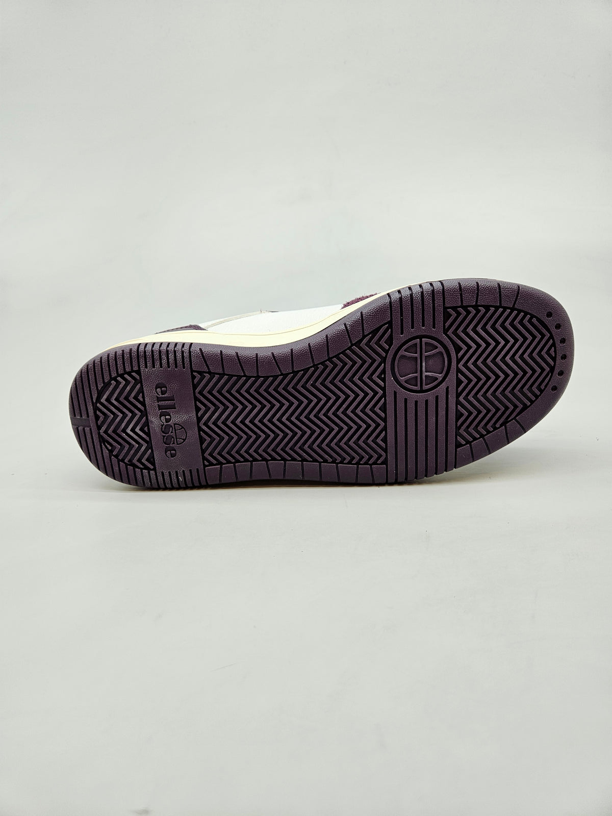 ELESSE NOVI ORIGINAL PATIKI BR 36