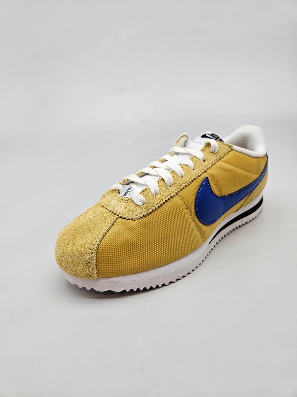 NIKE NOVI ORIGINAL PATIKI BR 38.5
