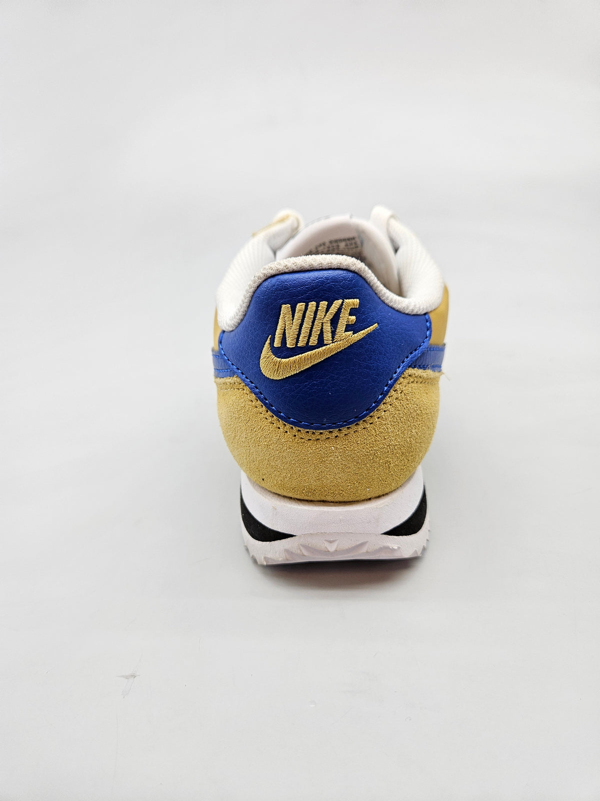 NIKE NOVI ORIGINAL PATIKI BR 38.5