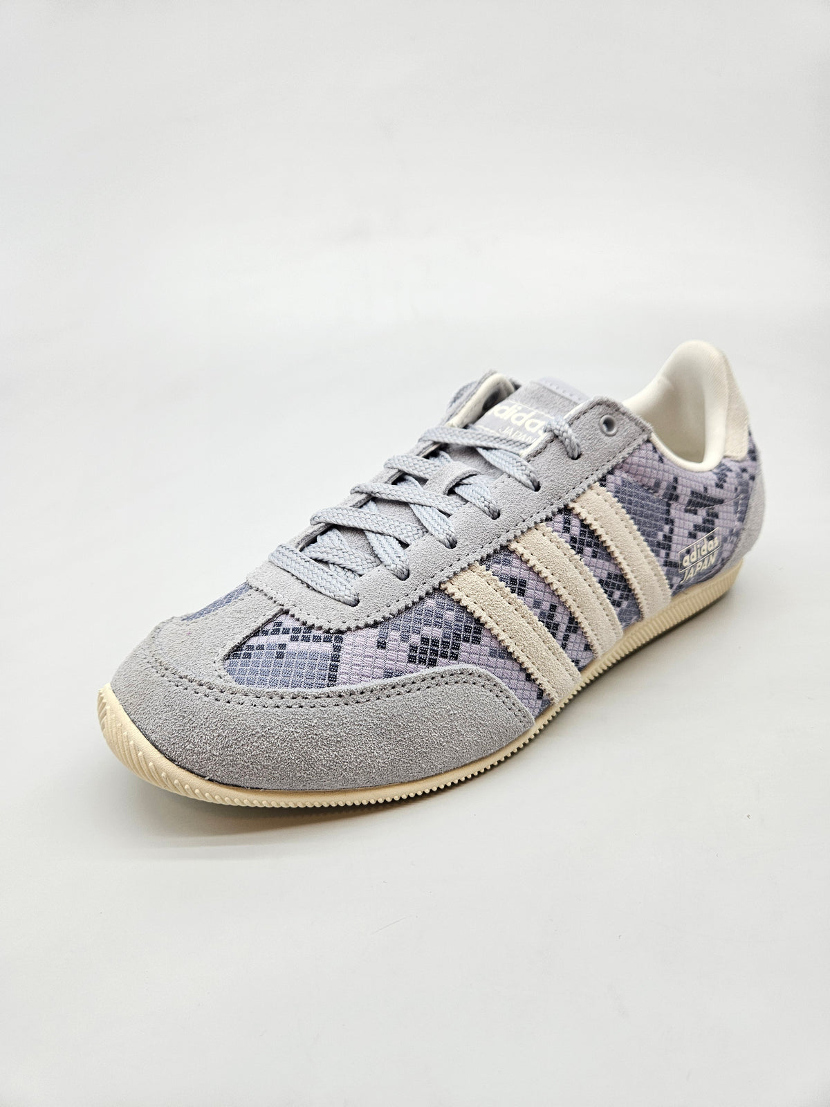ADIDAS NOVI ORIGINAL PATIKI BR 39