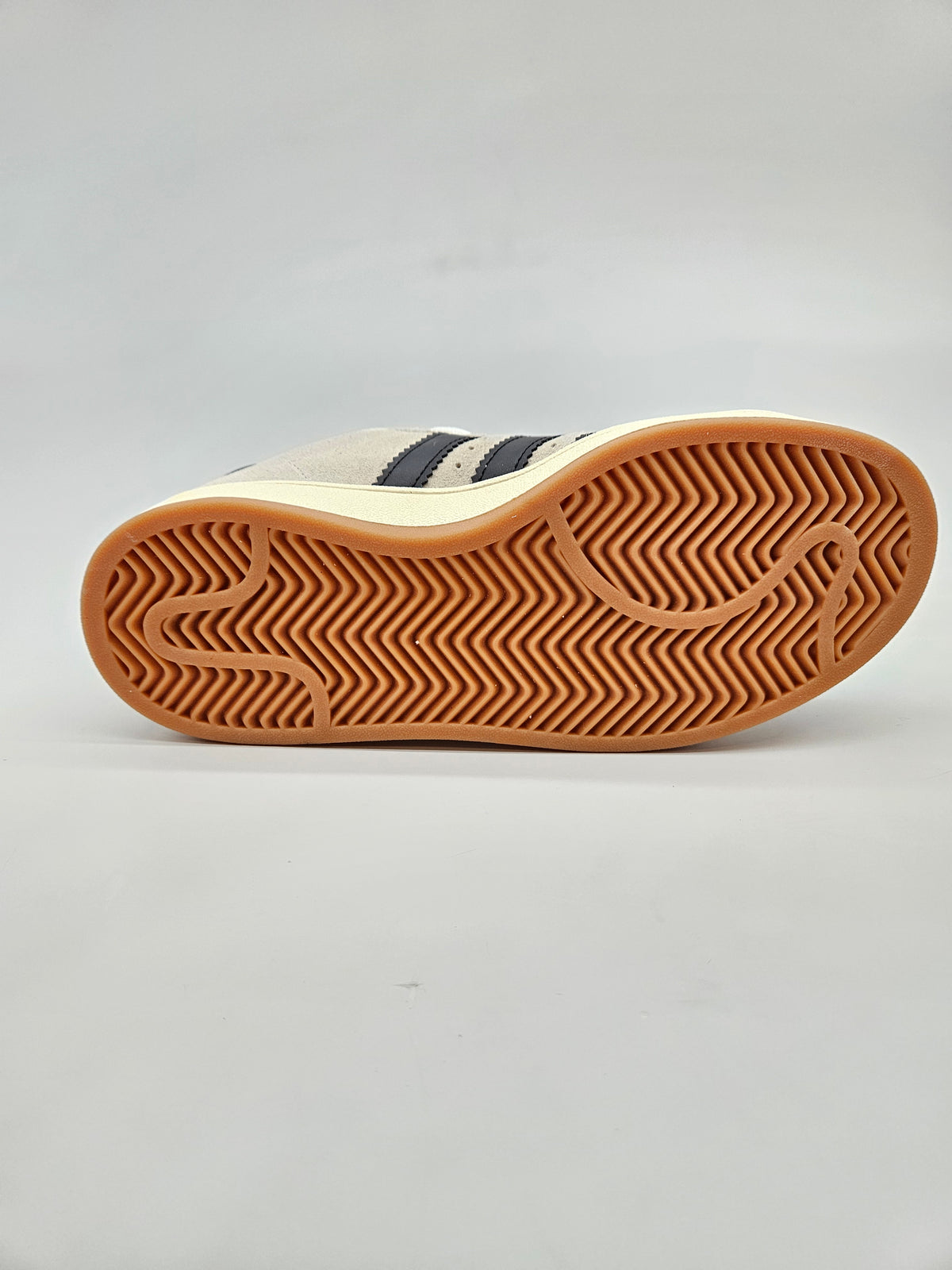 ADIDAS NOVI ORIGINAL PATIKI BR 36.5