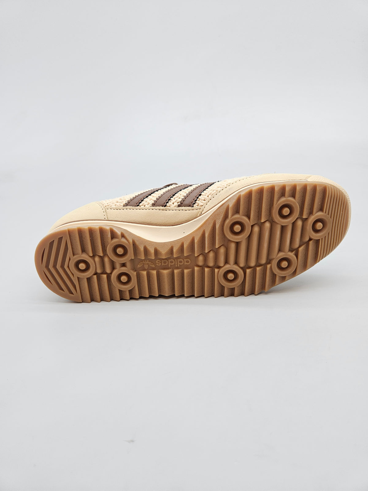 ADIDAS NOVI ORIGINAL PATIKI BR 38
