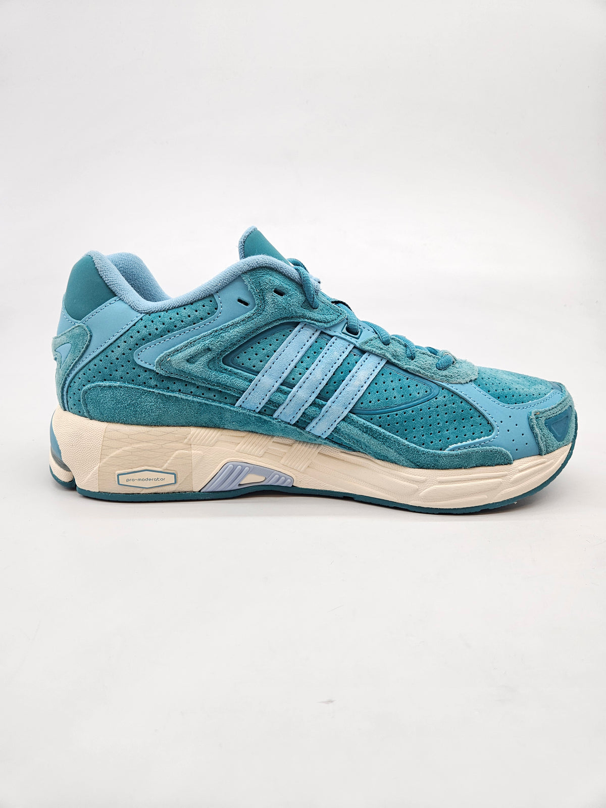 ADIDAS NOVI ORIGINAL PATIKI BR 44