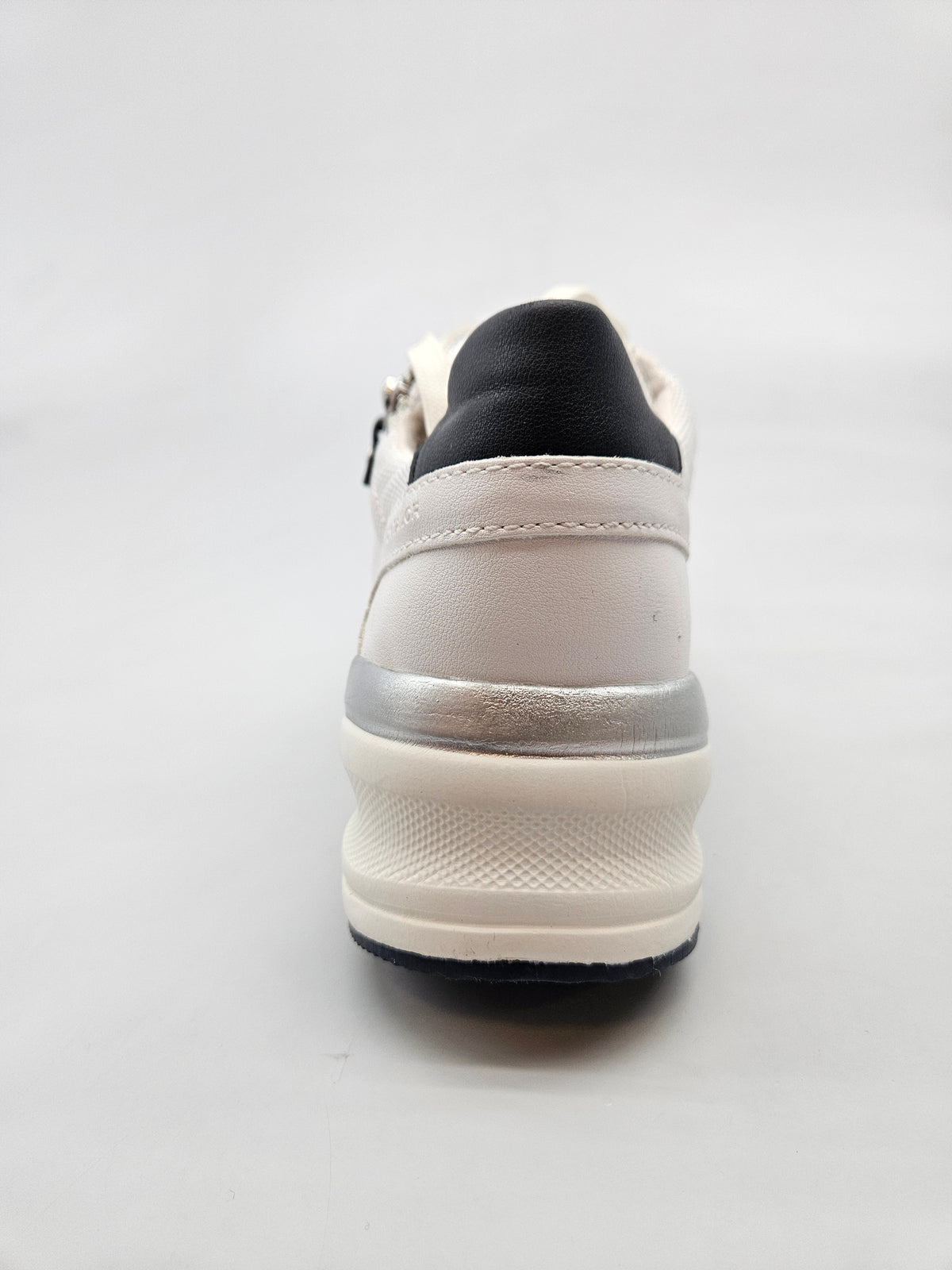 MARCO TOZZI NOVI ORIGINAL PATIKI BR 40