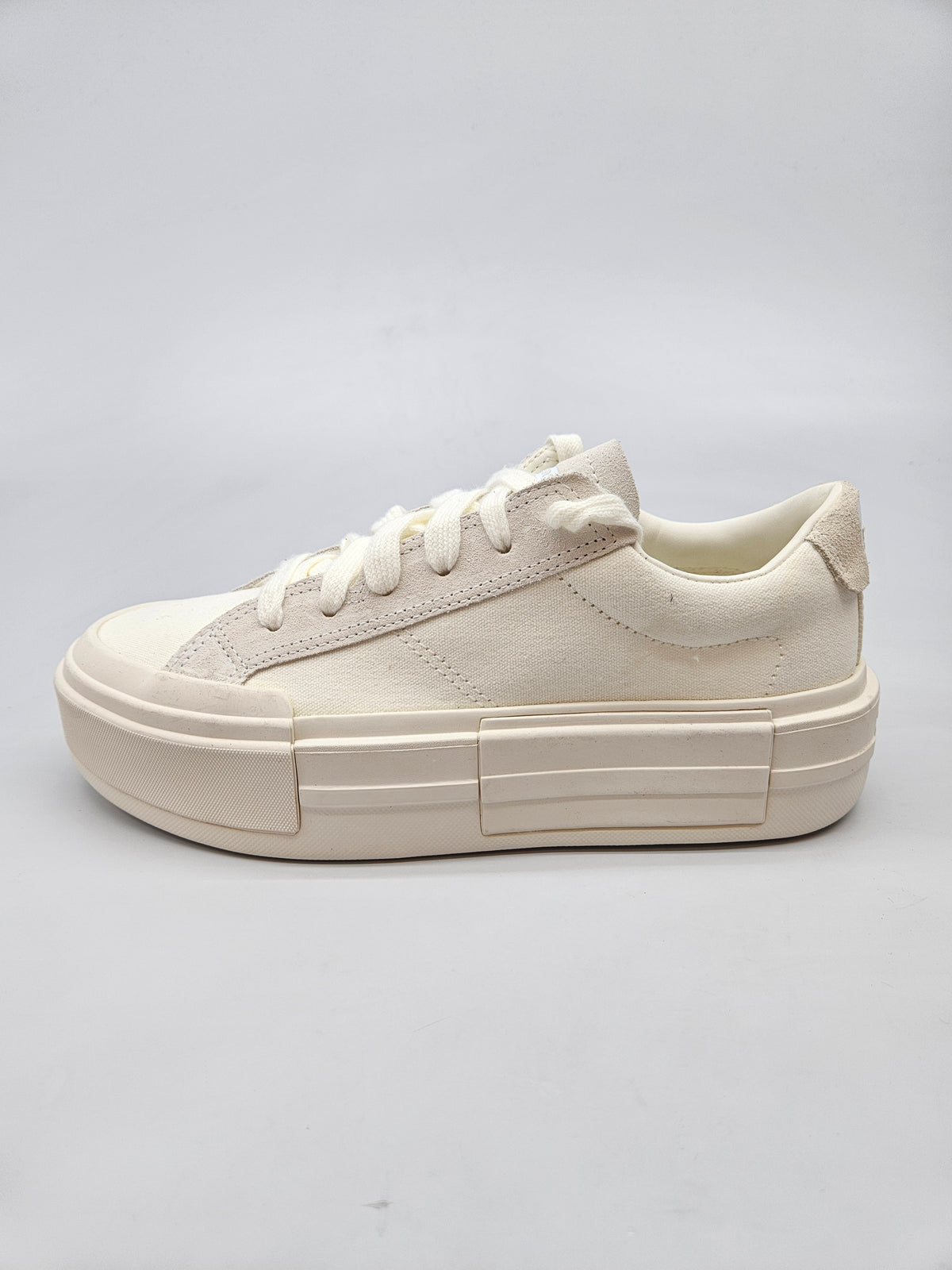 CONVERSE NOVI ORIGINAL PATIKI BR 40.5