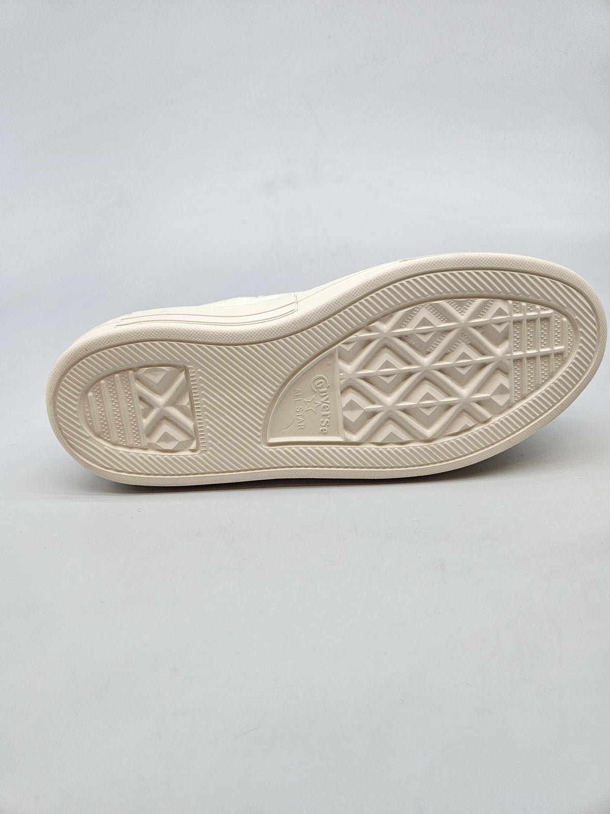 CONVERSE NOVI ORIGINAL PATIKI BR 40.5