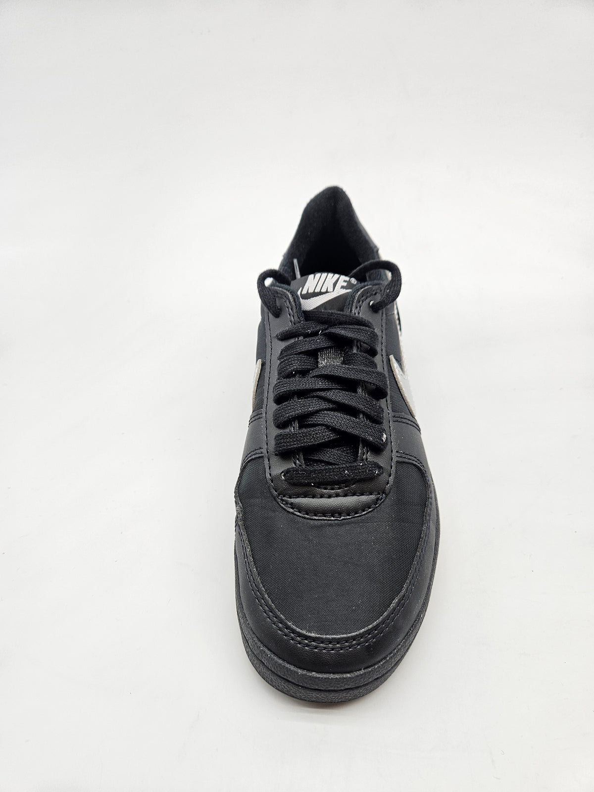 NIKE NOVI ORIGINAL PATIKI BR 36