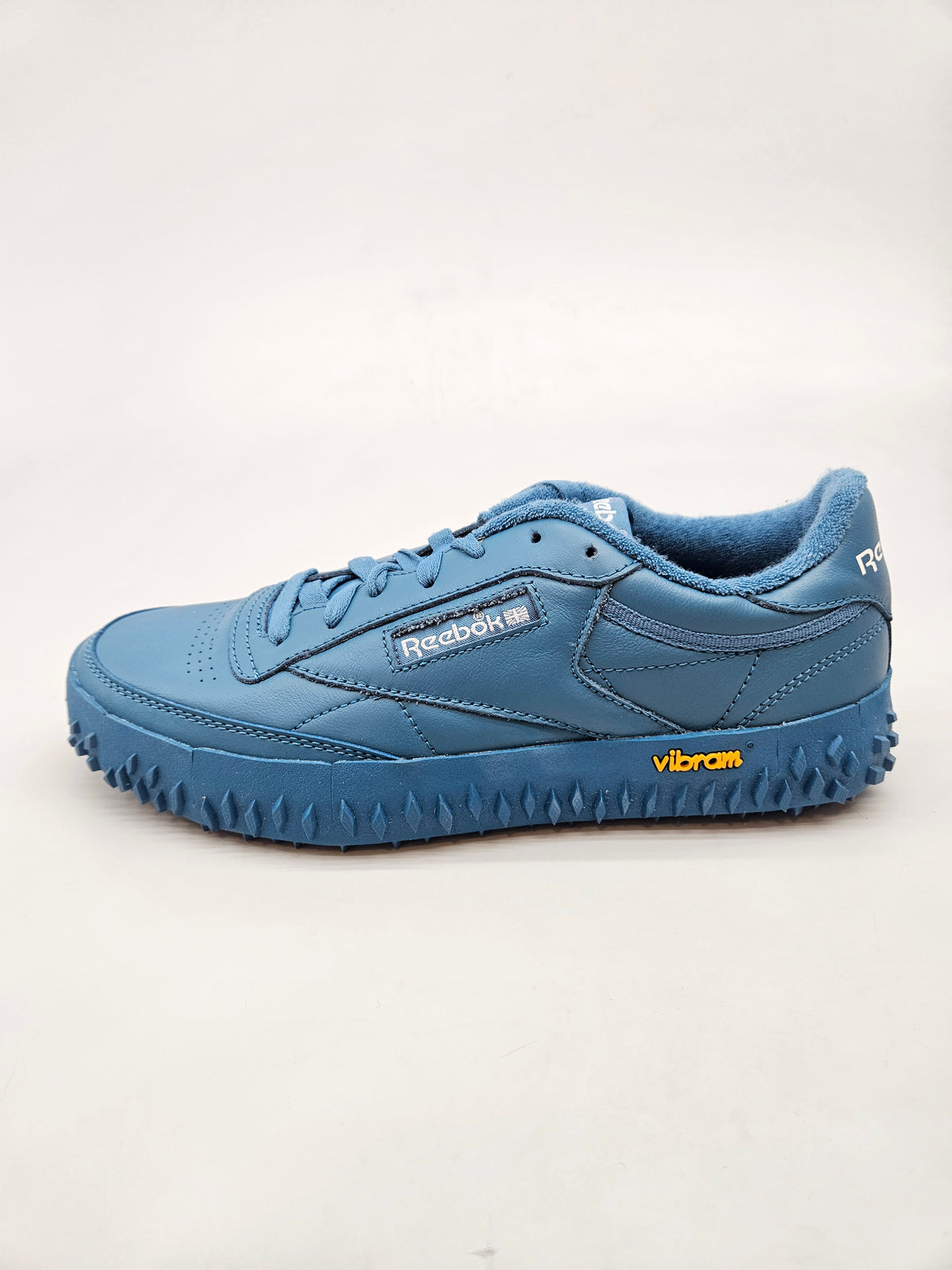 REEBOK NOVI ORIGINAL PATIKI BR 40.5