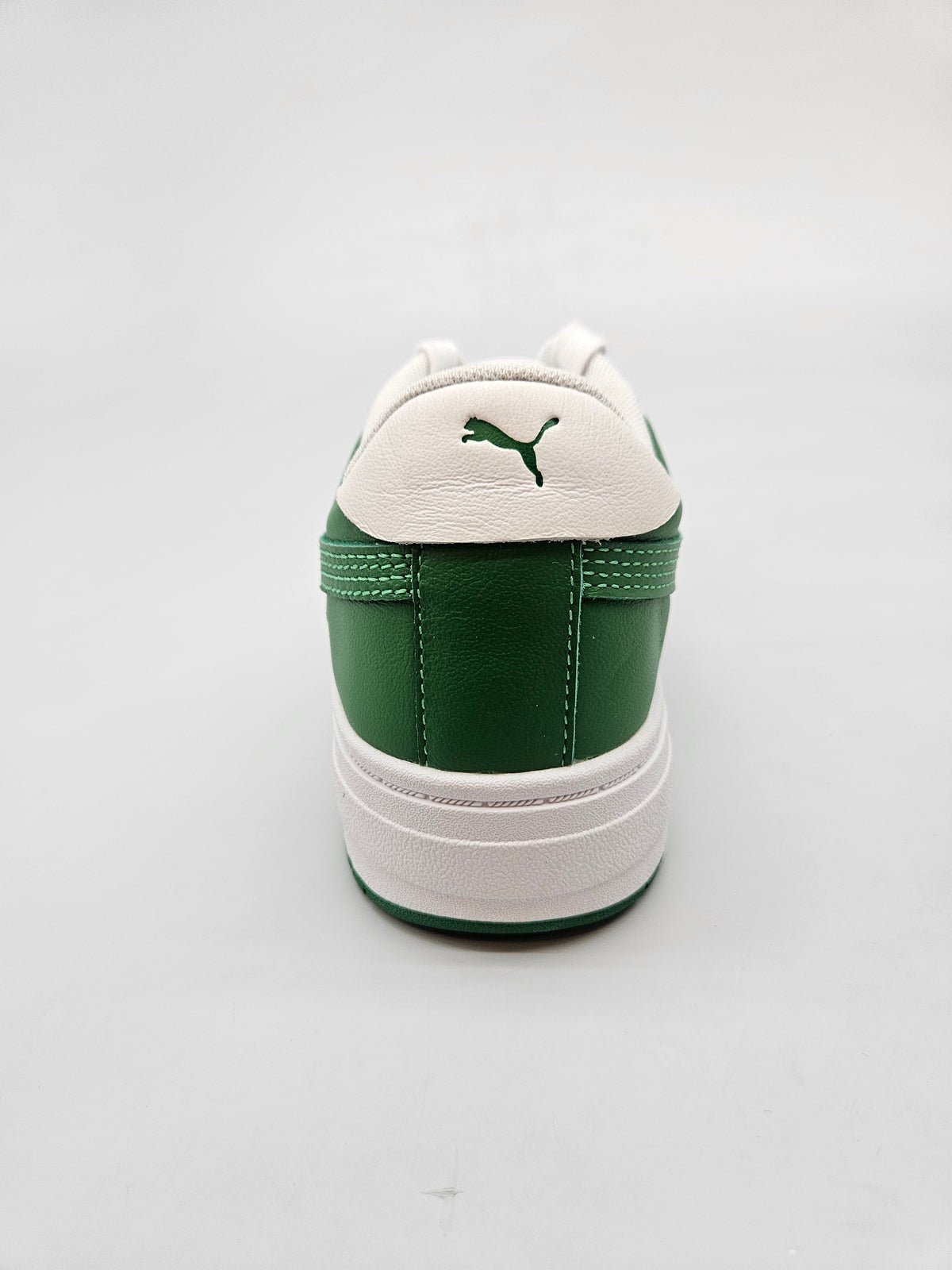 PUMA NOVI ORIGINAL PATIKI BR 37.5