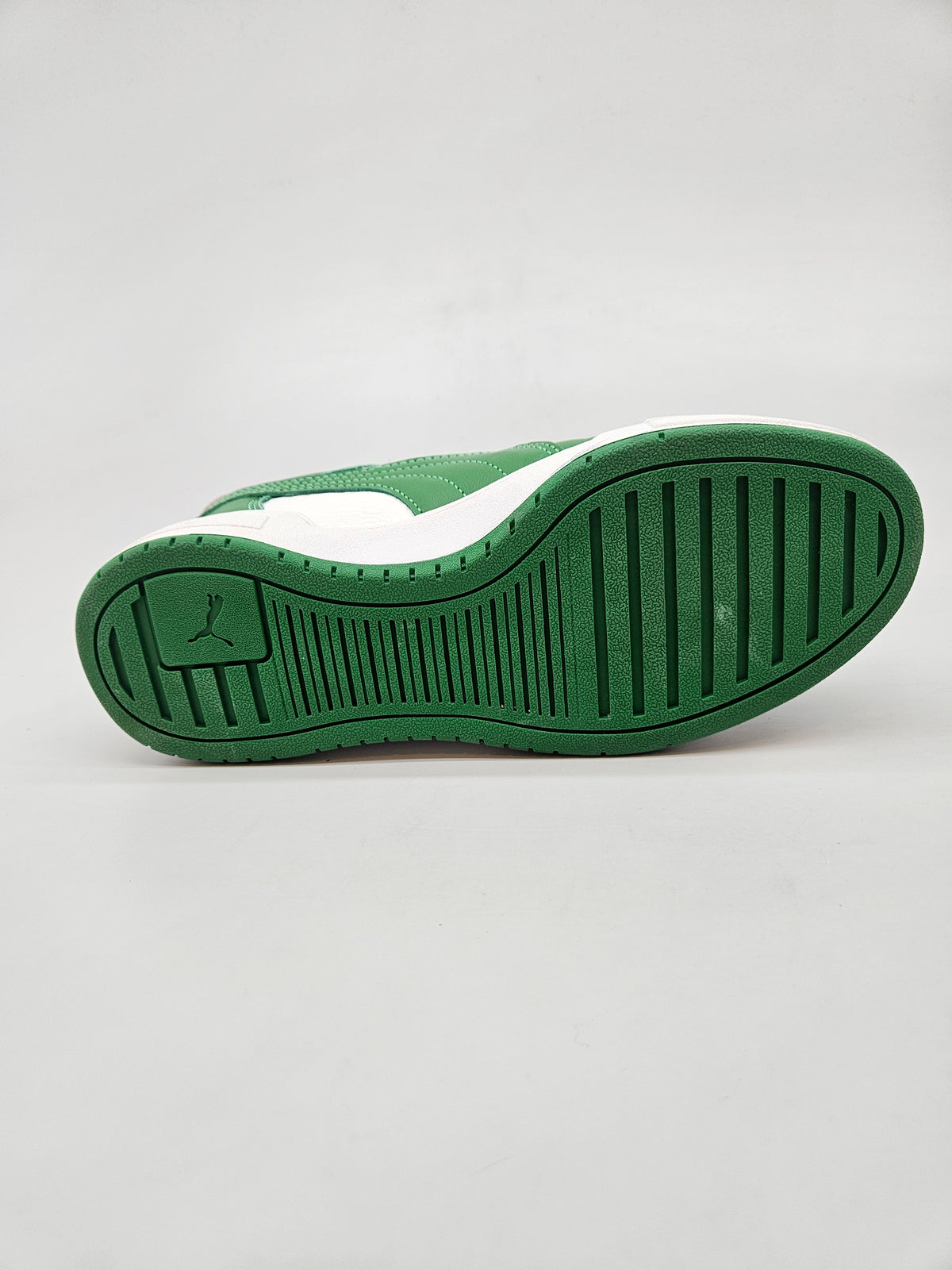 PUMA NOVI ORIGINAL PATIKI BR 37.5