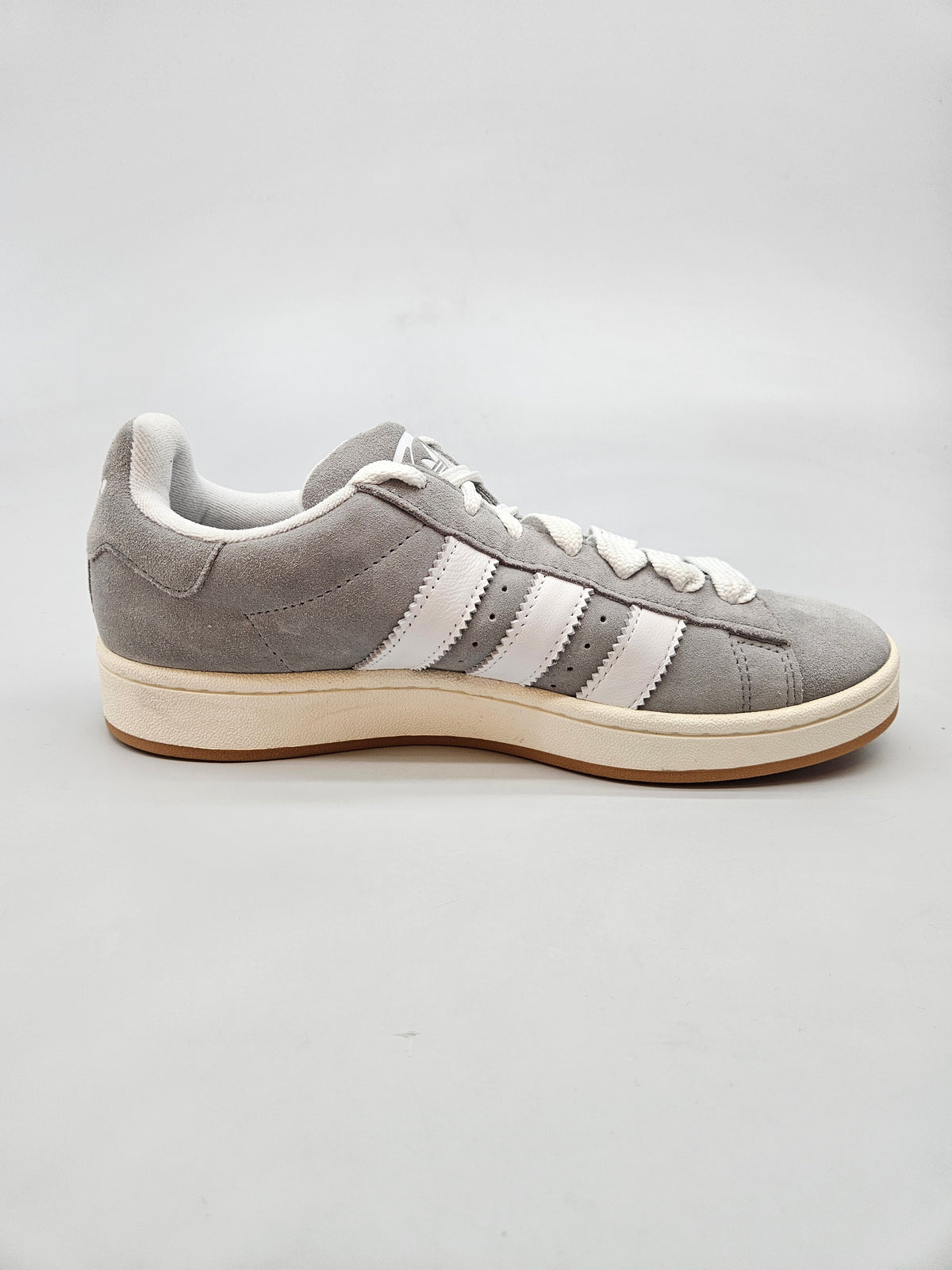 ADIDAS CAMPUS NOVI ORIGINAL PATIKI BR 42.5