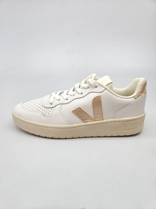 VEJA NOVI ORIGINAL PATIKI BR 40