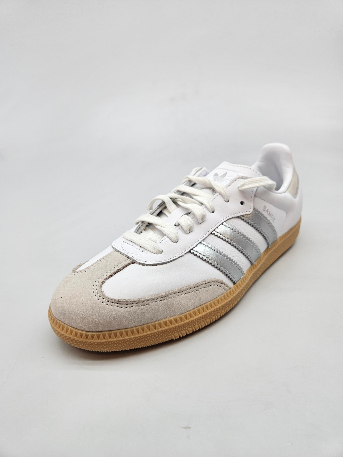 ADIDAS GAZZELE NOVI ORIGINAL PATIKI BR 41