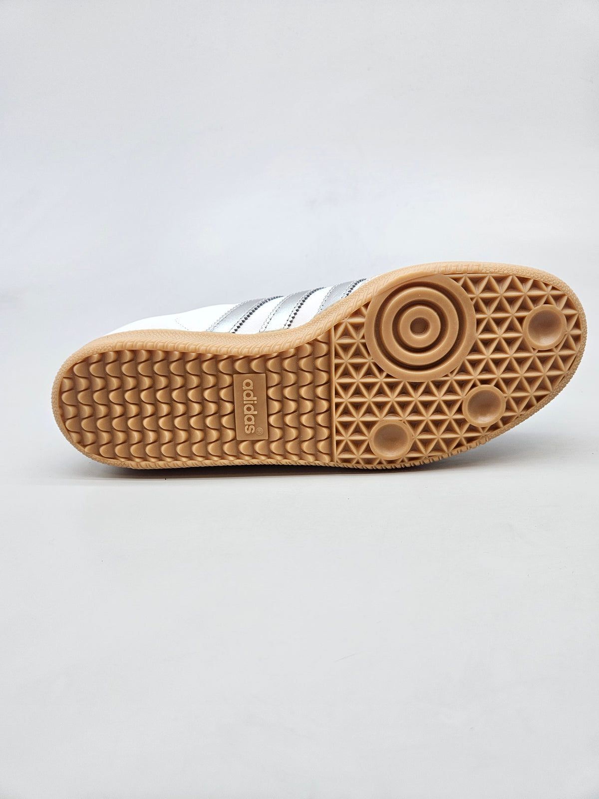 ADIDAS GAZZELE NOVI ORIGINAL PATIKI BR 41