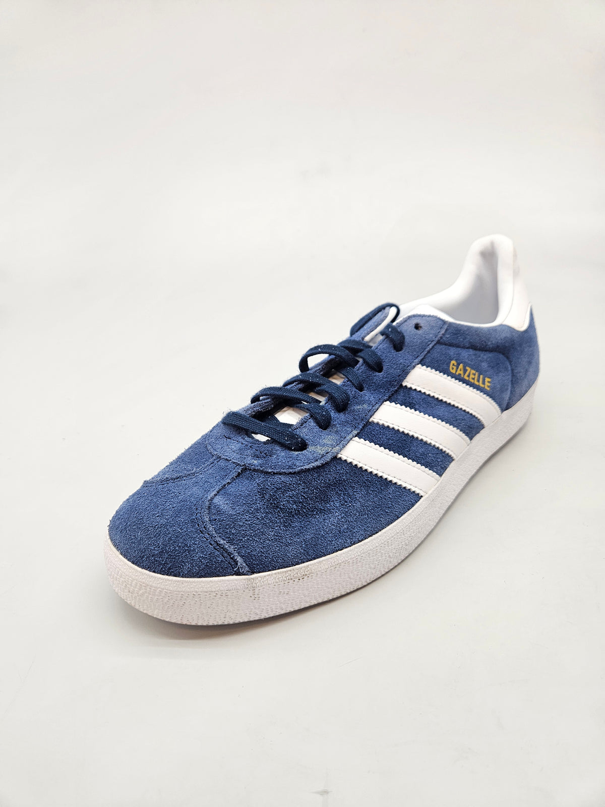 ADIDAS GAZZELE NOVI ORIGINAL PATIKI BR 42.5