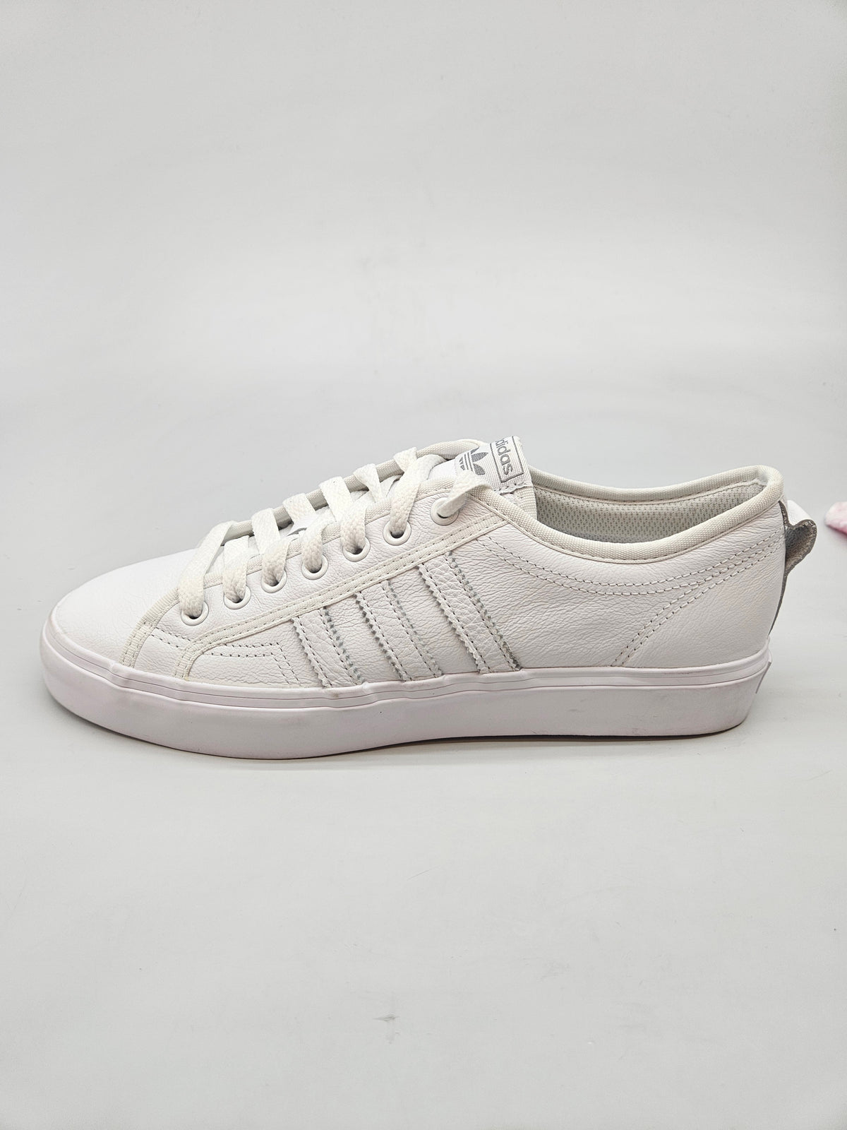 ADIDAS NOVI ORIGINAL PATIKI BR 43
