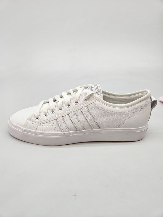 ADIDAS NOVI ORIGINAL PATIKI BR 43