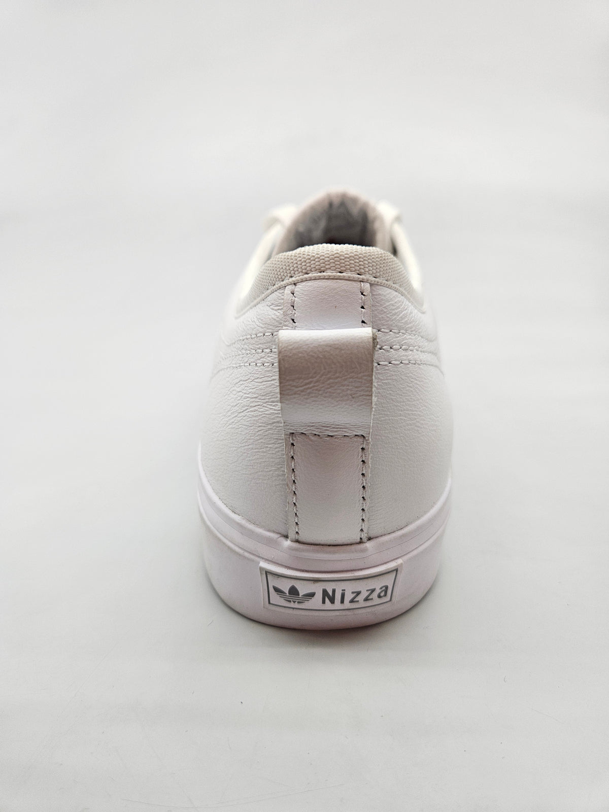 ADIDAS NOVI ORIGINAL PATIKI BR 43
