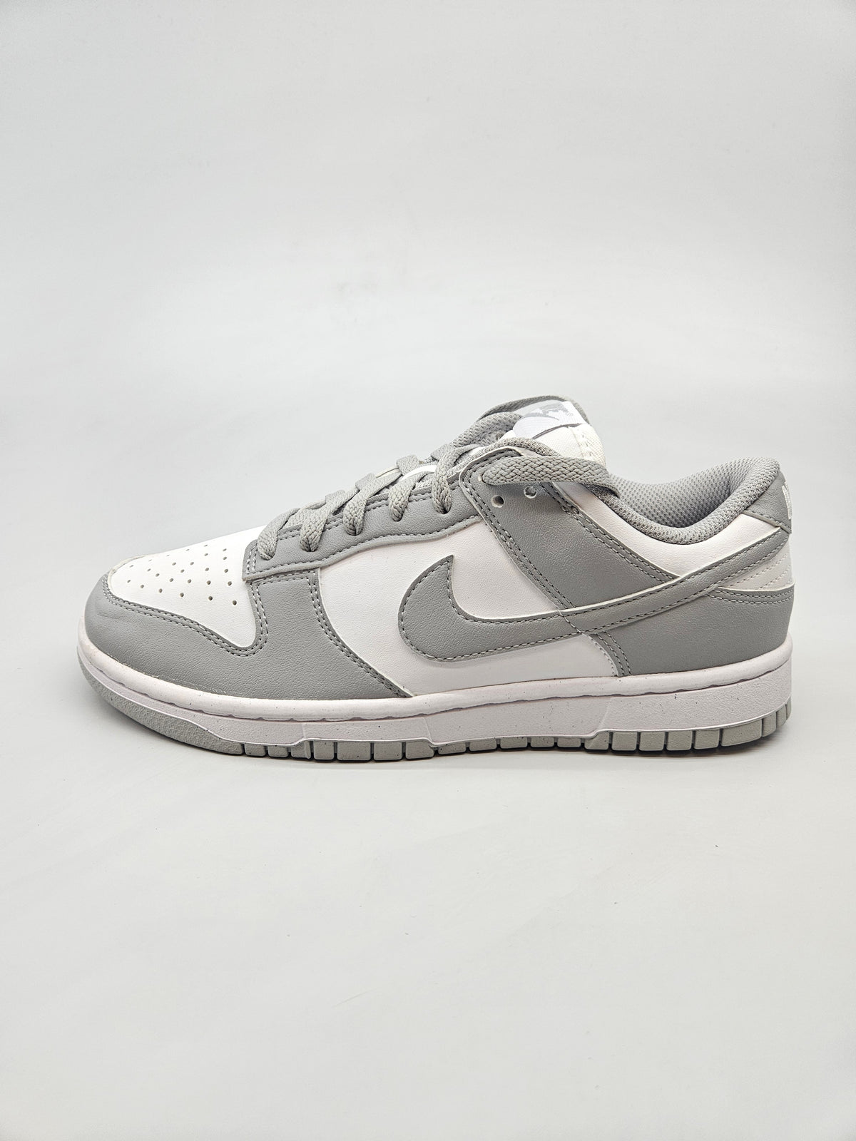 NIKE NOVI ORIGINAL PATIKI BR 39