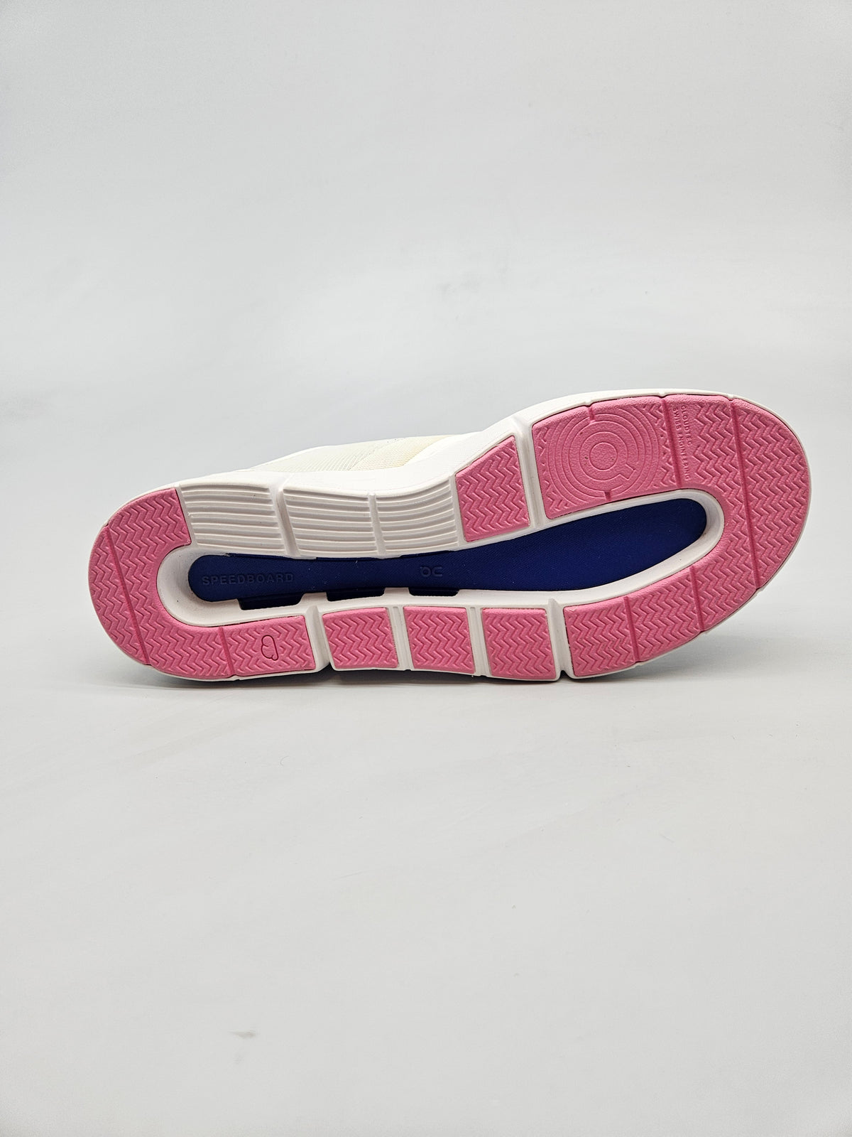 ON RUNNING NOVI ORIGINAL PATIKI BR 37