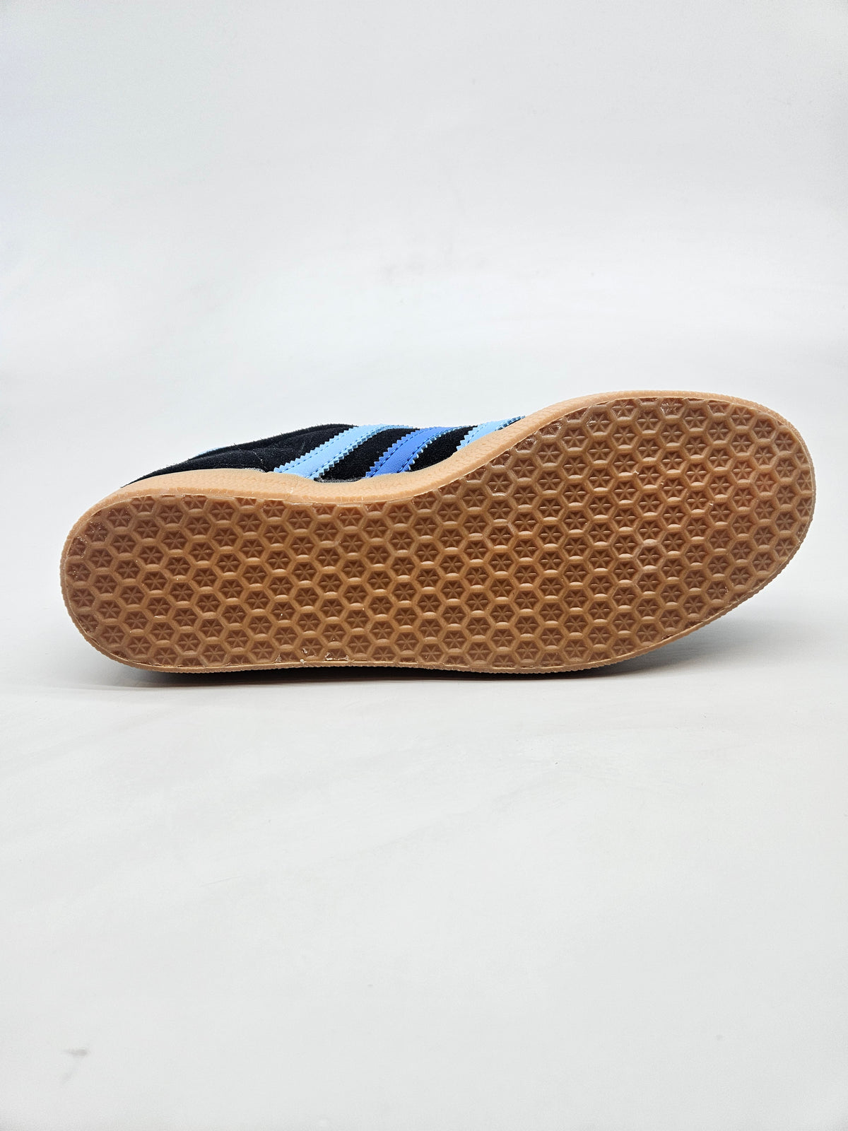 ADIDAS NOVI ORIGINAL PATIKI BR 38