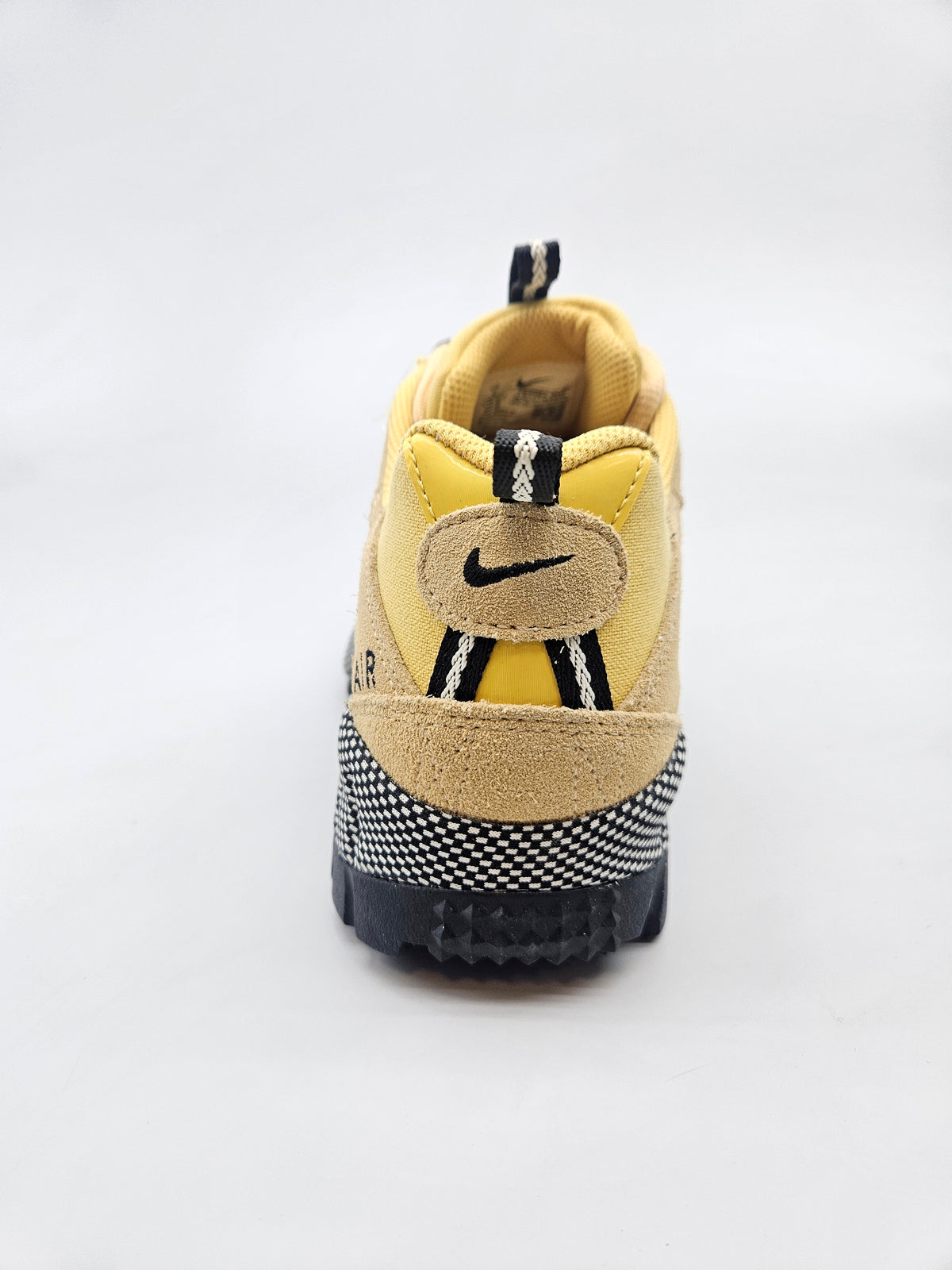 NIKE NOVI ORIGINAL PATIKI BR 40.5