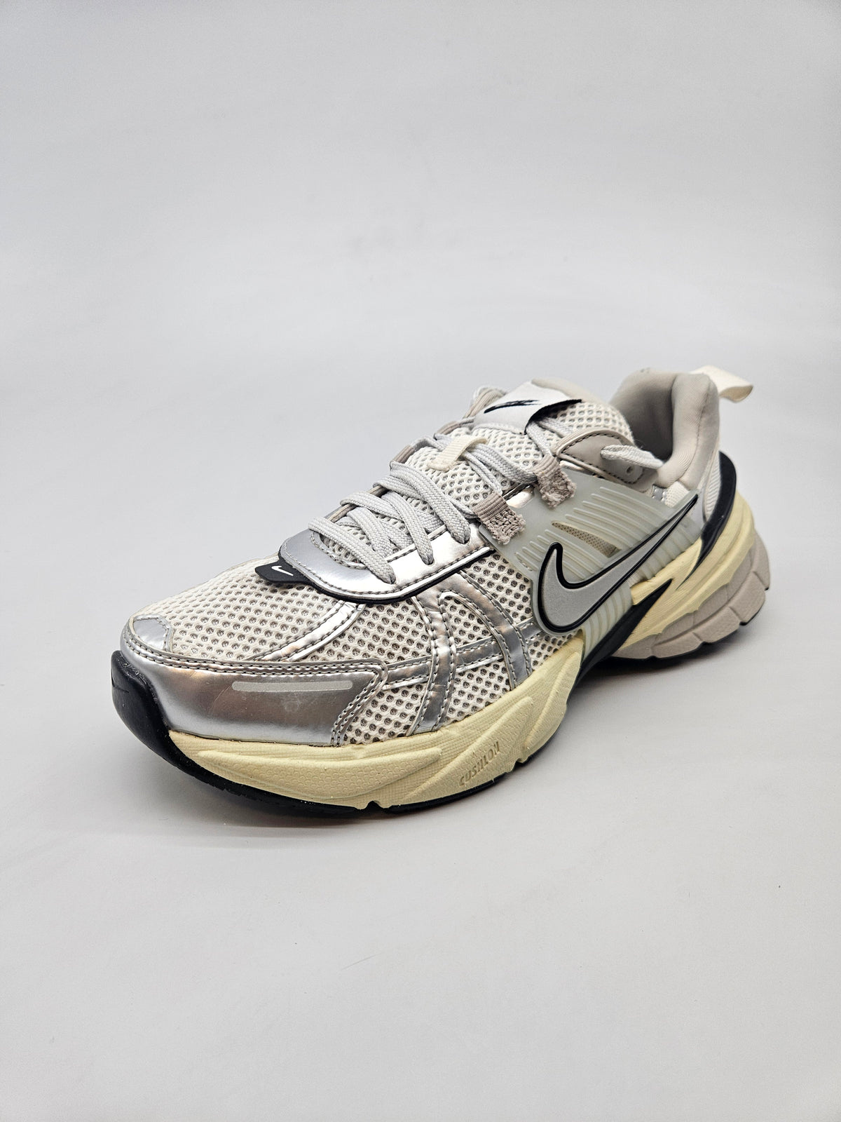 NIKE NOVI ORIGINAL PATIKI BR 38