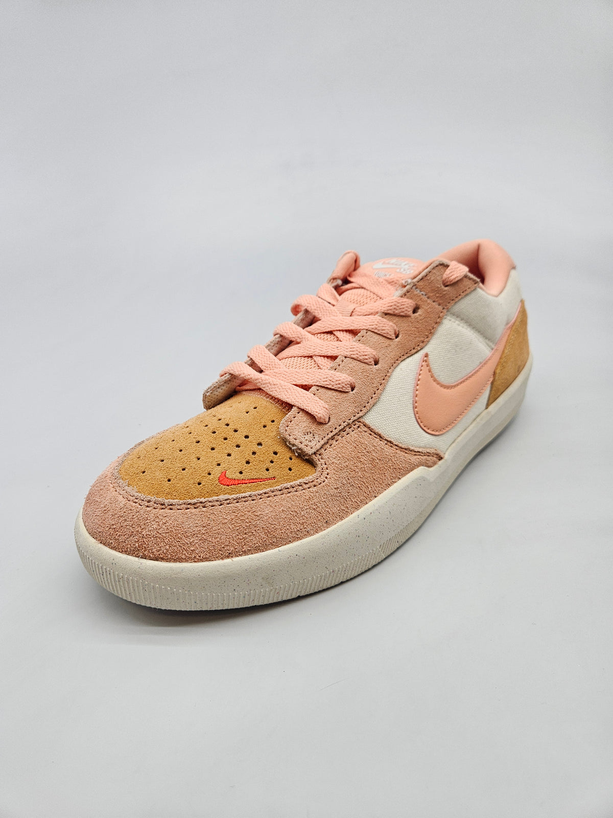 NIKE NOVI ORIGINAL PATIKI BR 44