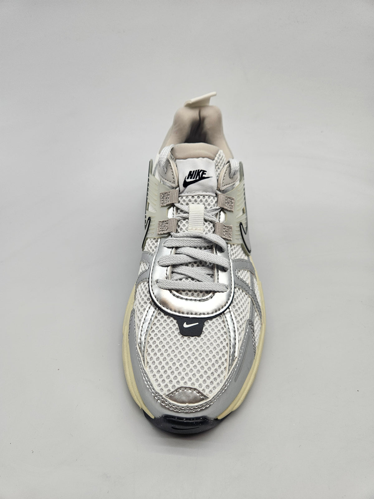 NIKE NOVI ORIGINAL PATIKI BR 38