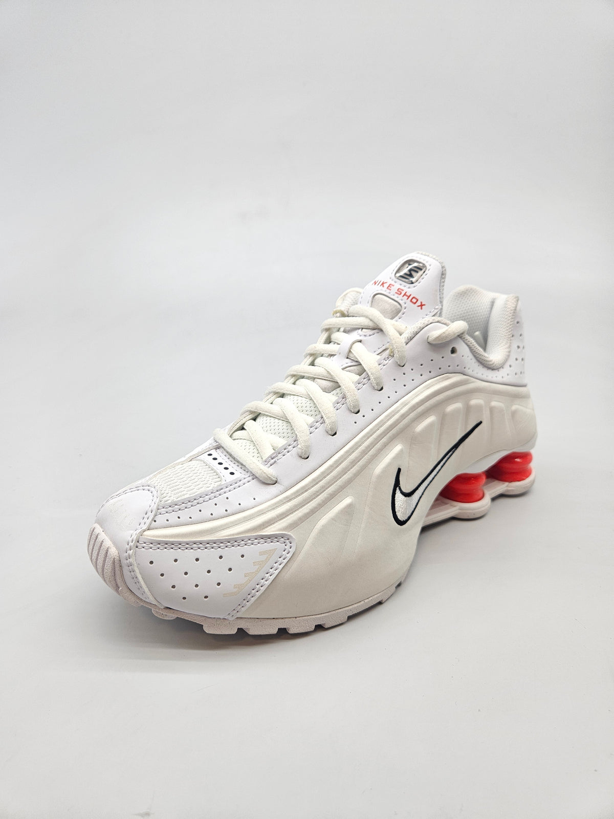 NIKE NOVI ORIGINAL PATIKI BR 37.5