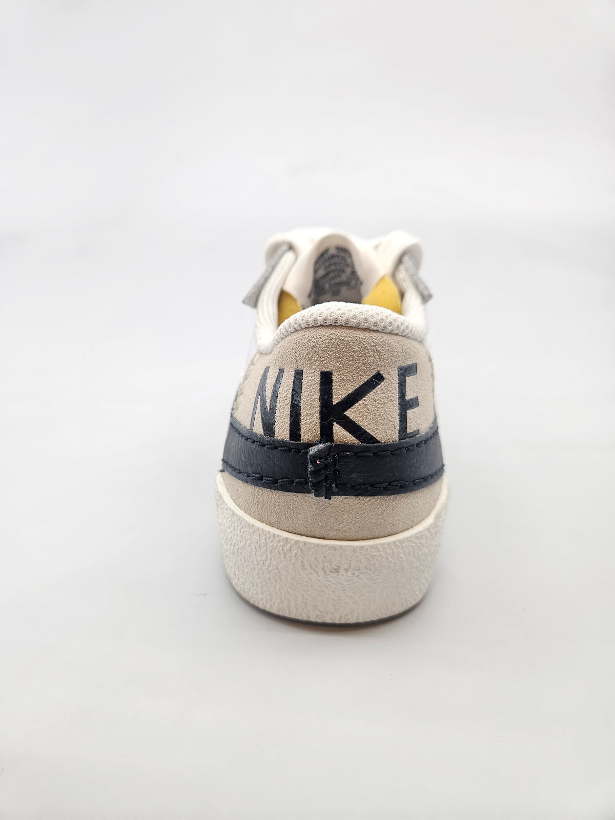 NIKE NOVI ORIGINAL PATIKI BR 40