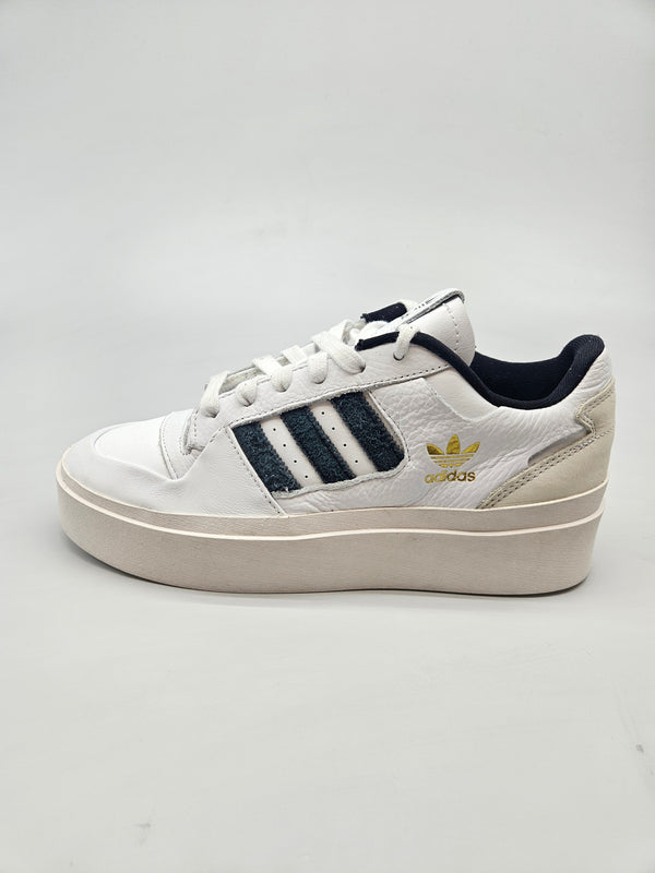 ADIDAS NOVI ORIGINAL PATIKI BR 41