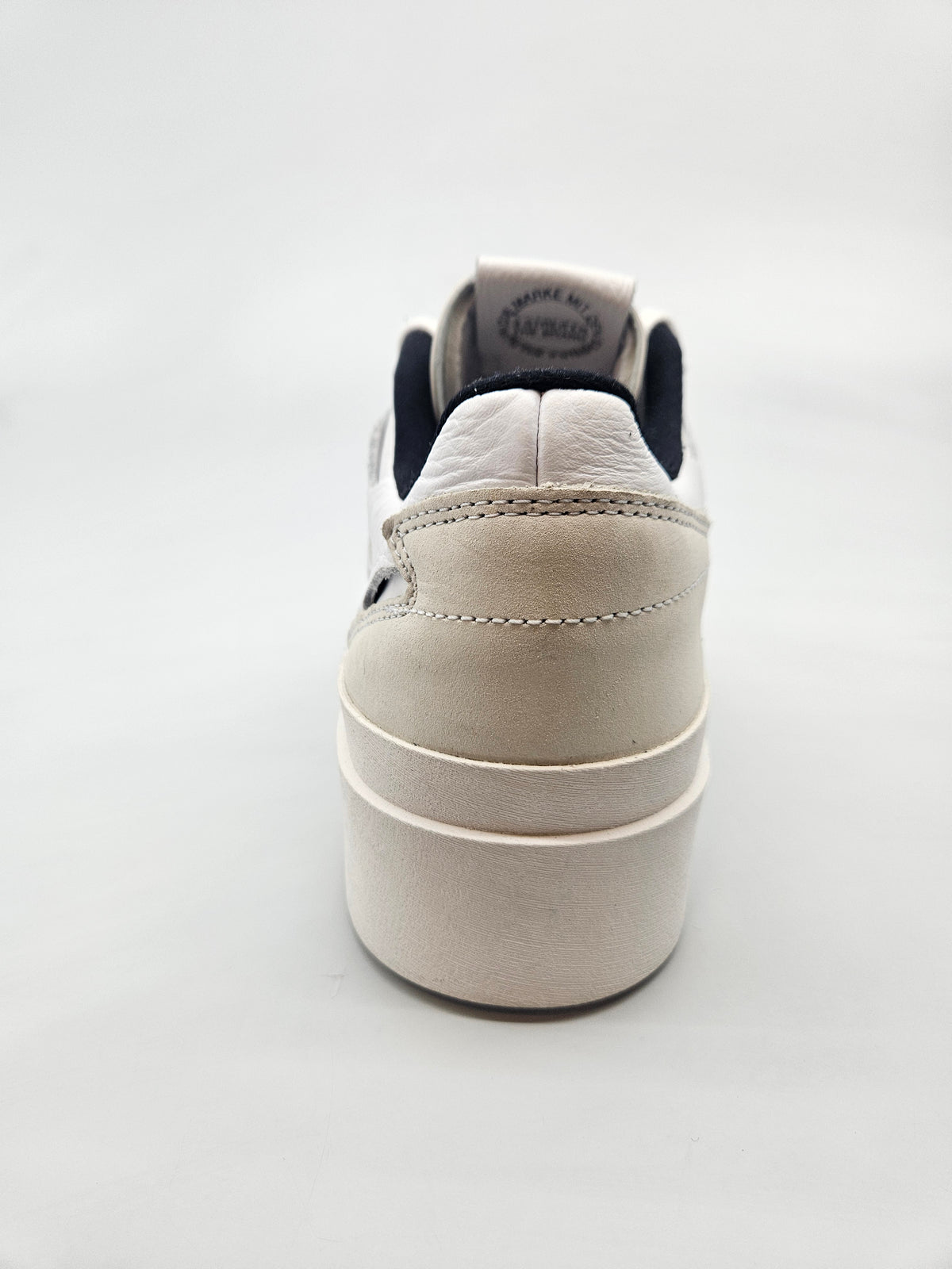 ADIDAS NOVI ORIGINAL PATIKI BR 41