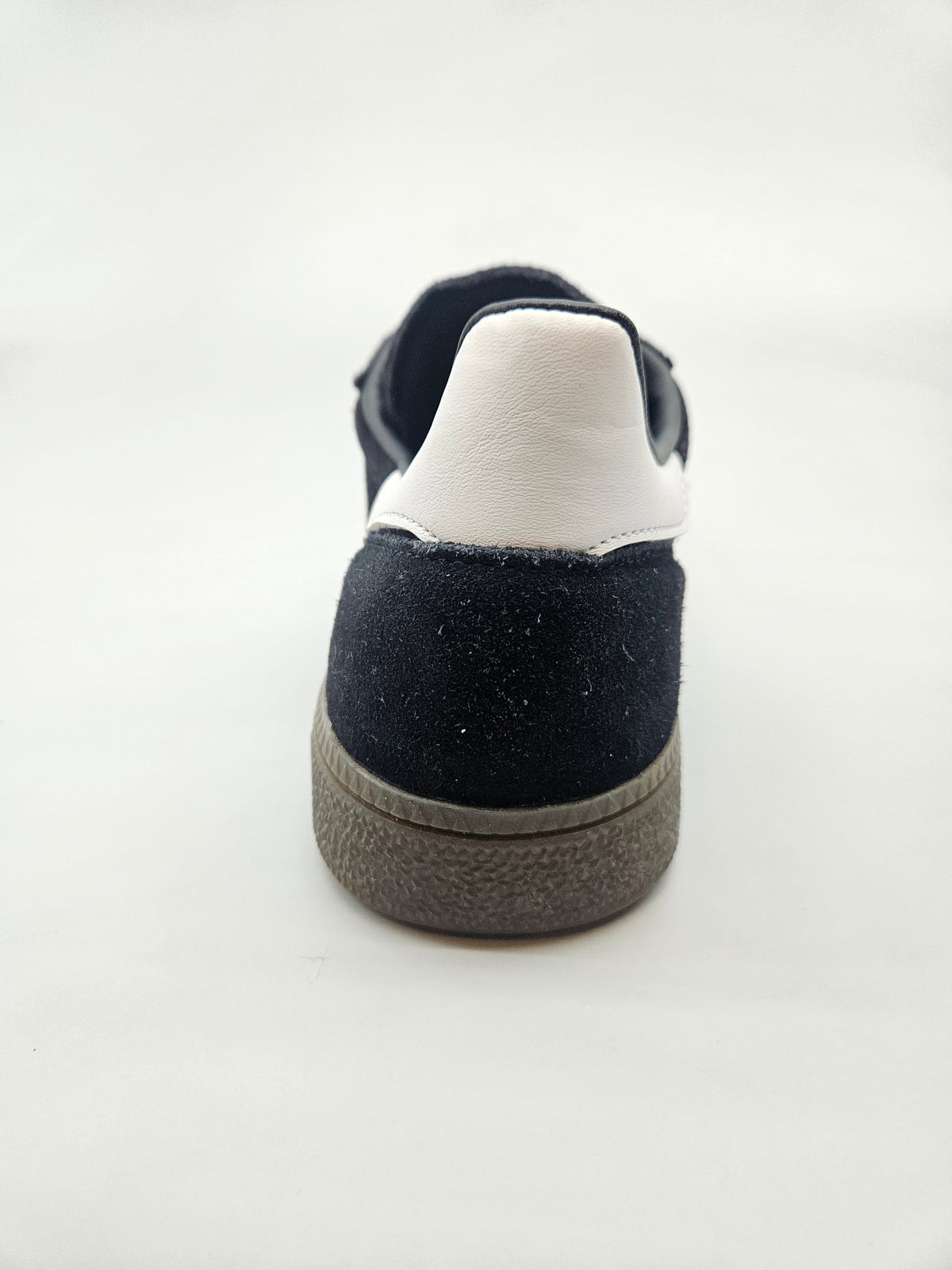 ADIDAS NOVI ORIGINAL PATIKI BR 44